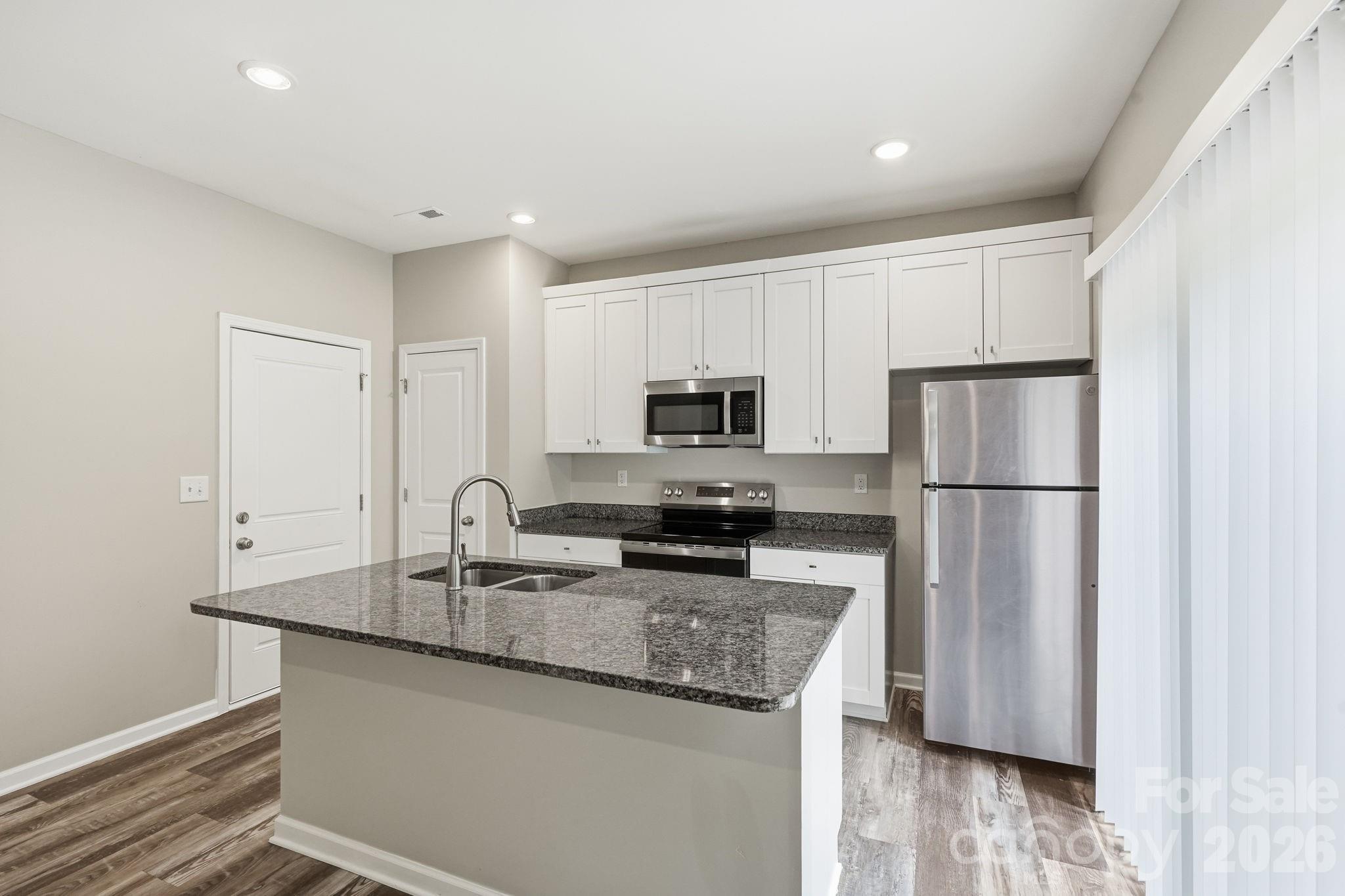 248 Valleybrook Lane — Troutman