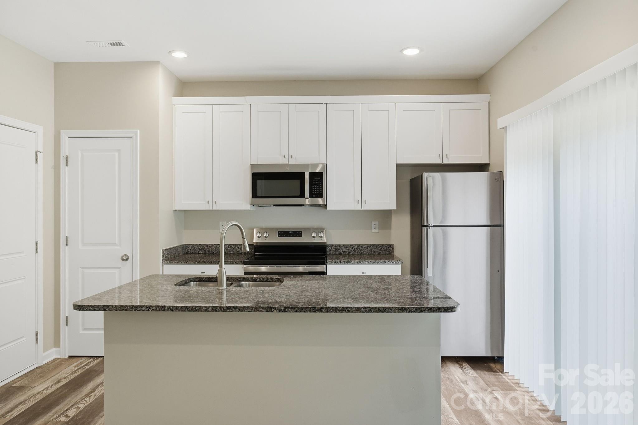 248 Valleybrook Lane — Troutman