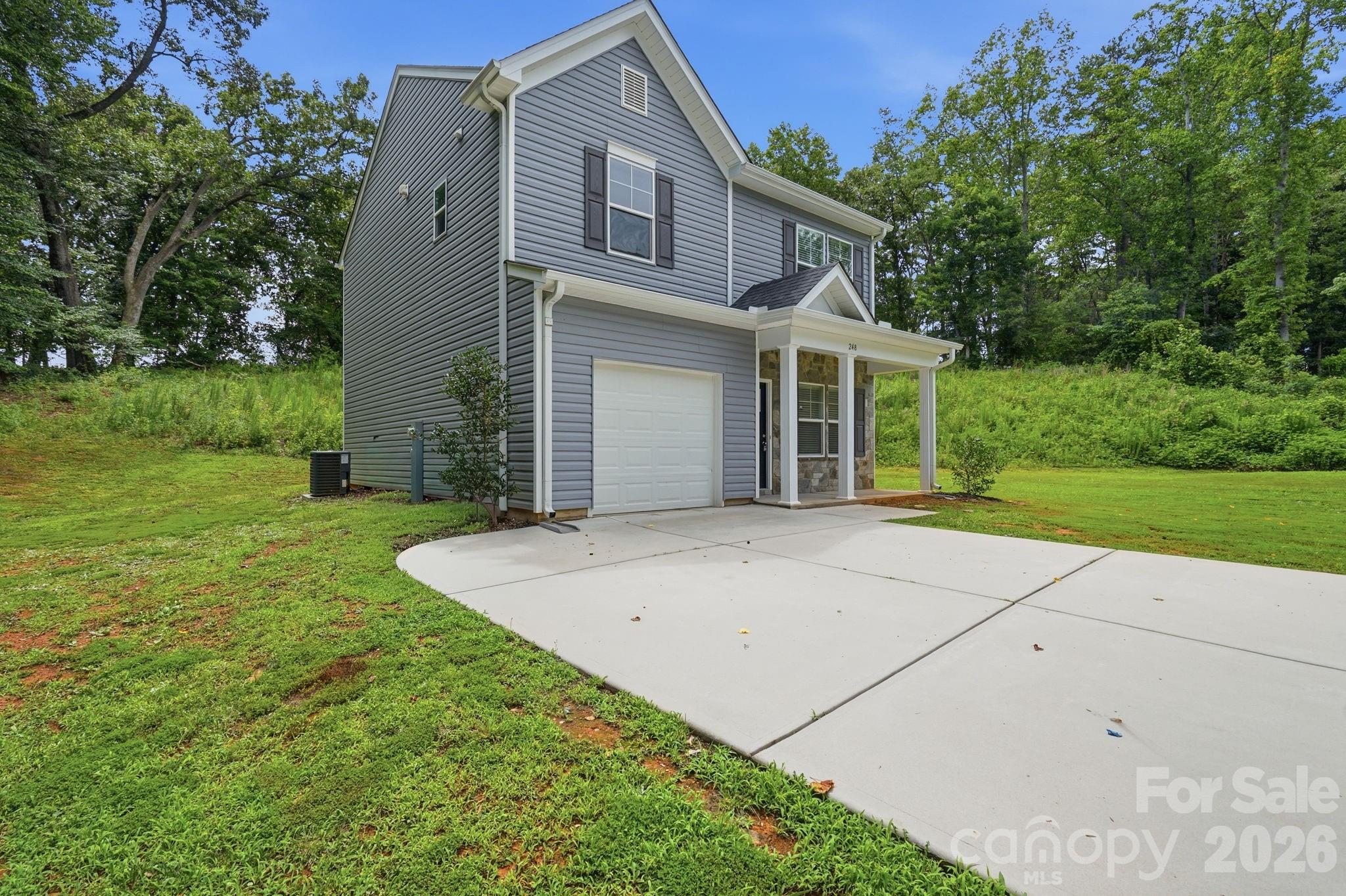 248 Valleybrook Lane — Troutman