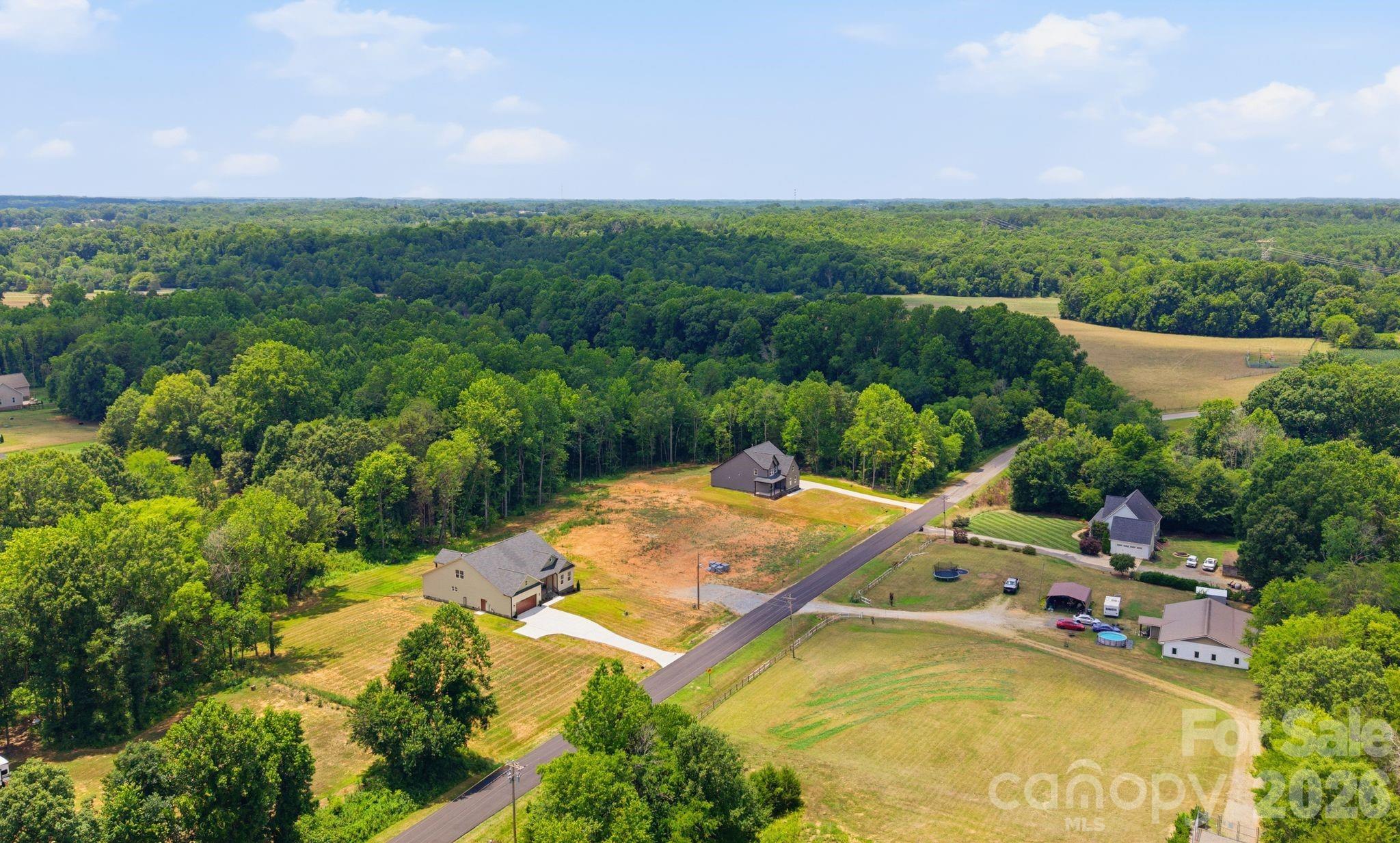 121 Juniper Road — Mooresville