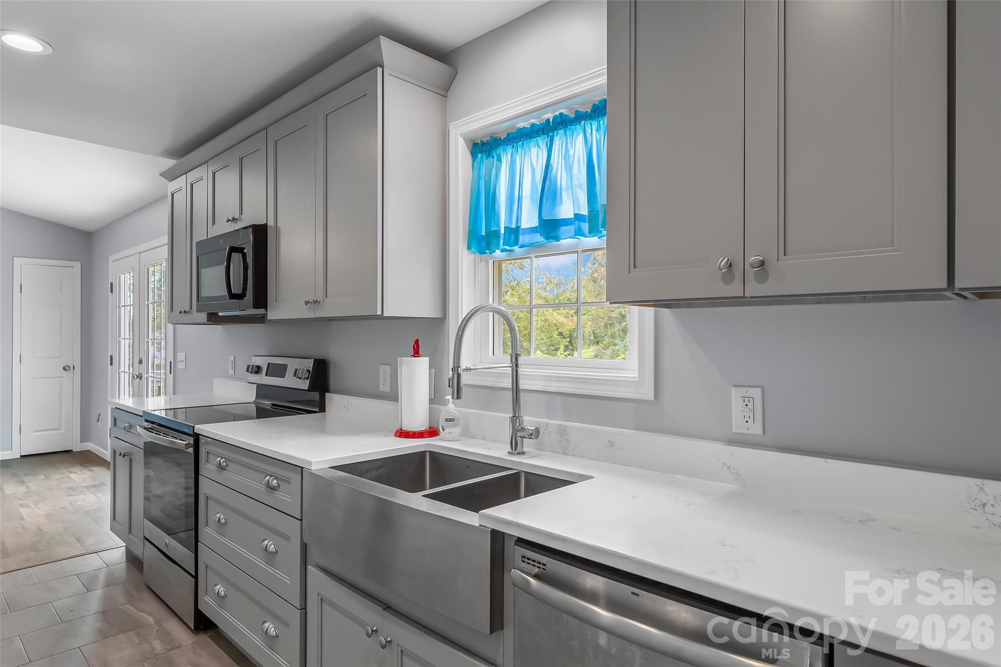 4683 Hickory Nut Ridge Road — Granite Falls