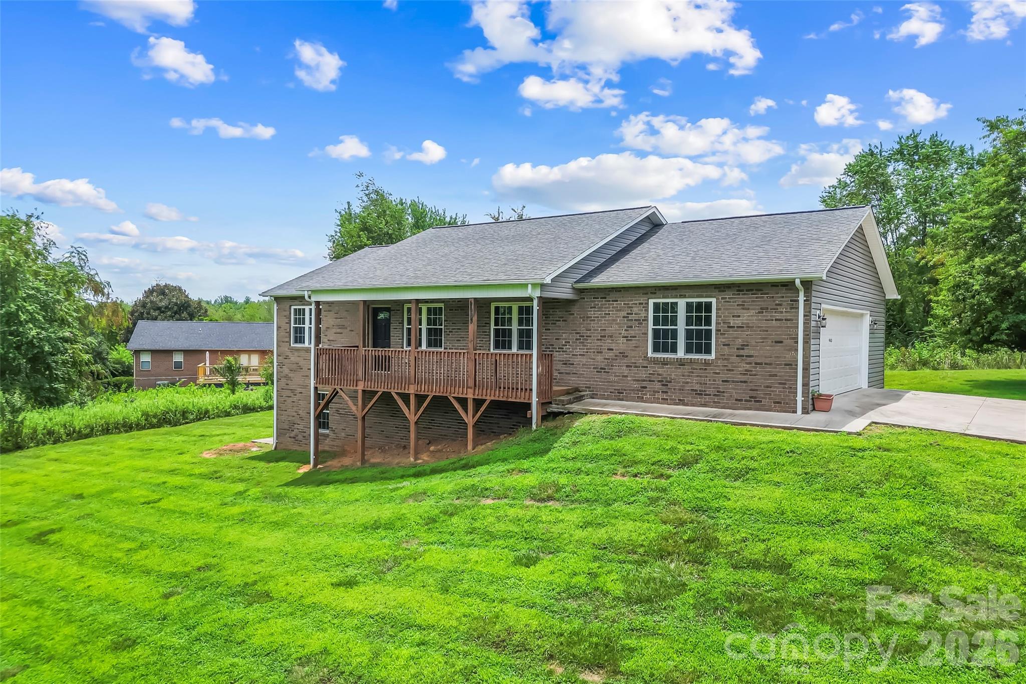 4683 Hickory Nut Ridge Road — Granite Falls