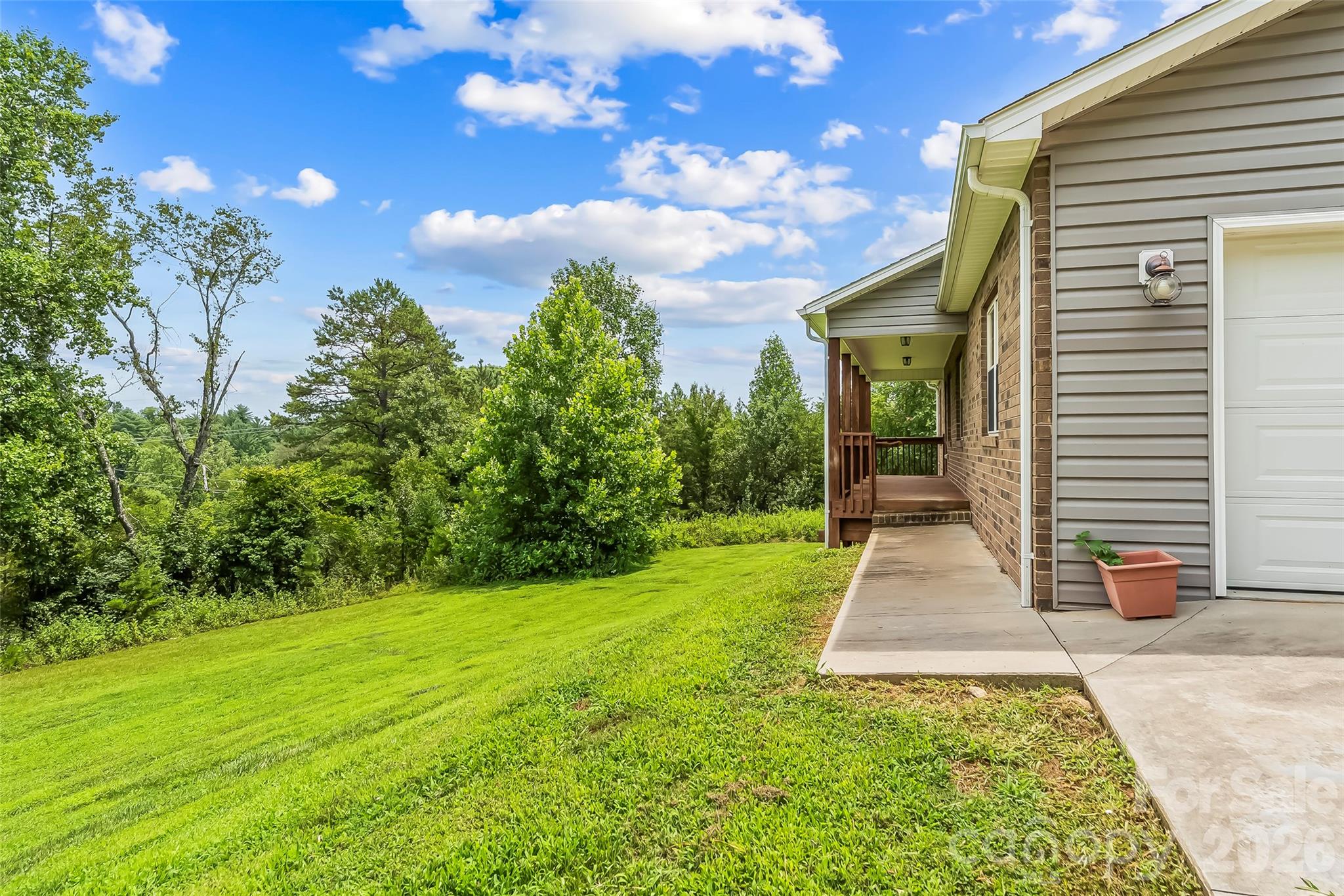 4683 Hickory Nut Ridge Road — Granite Falls