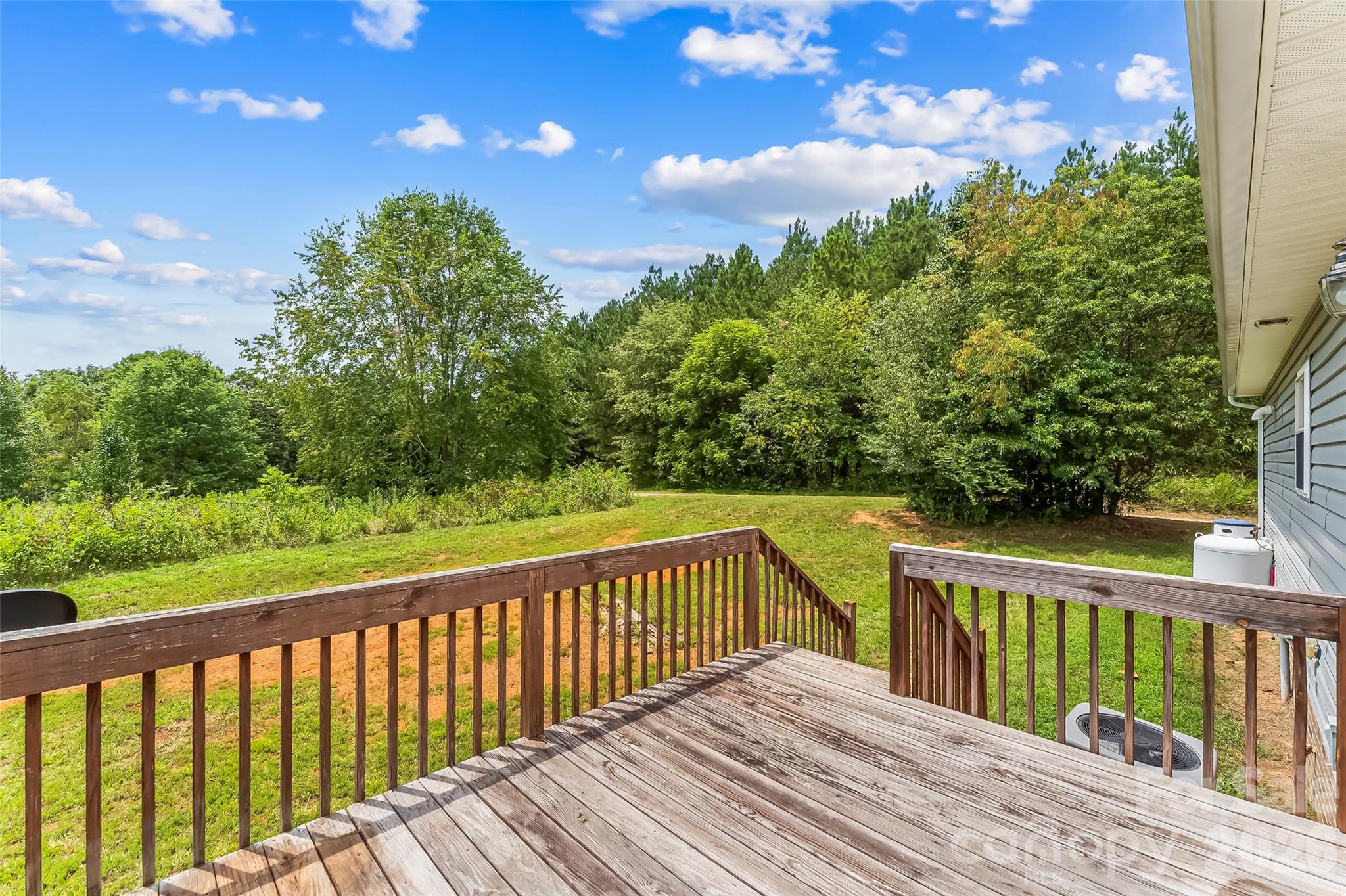 4683 Hickory Nut Ridge Road — Granite Falls