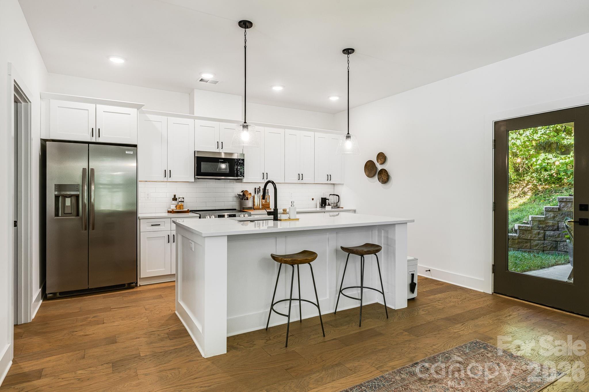 108 Glendale Avenue — Asheville