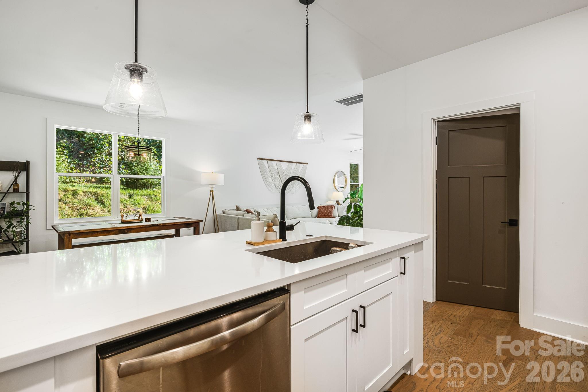 108 Glendale Avenue — Asheville