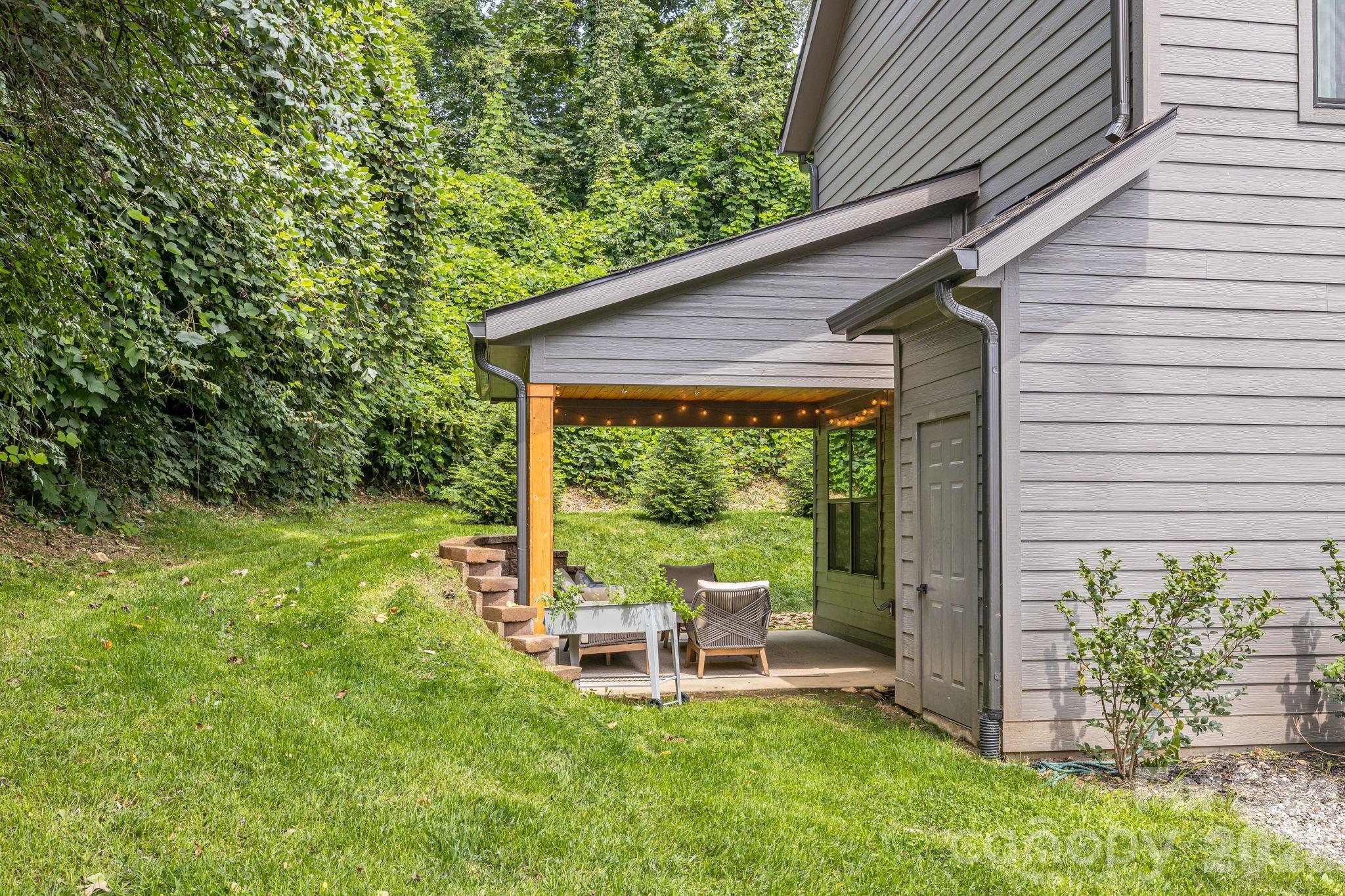 108 Glendale Avenue — Asheville
