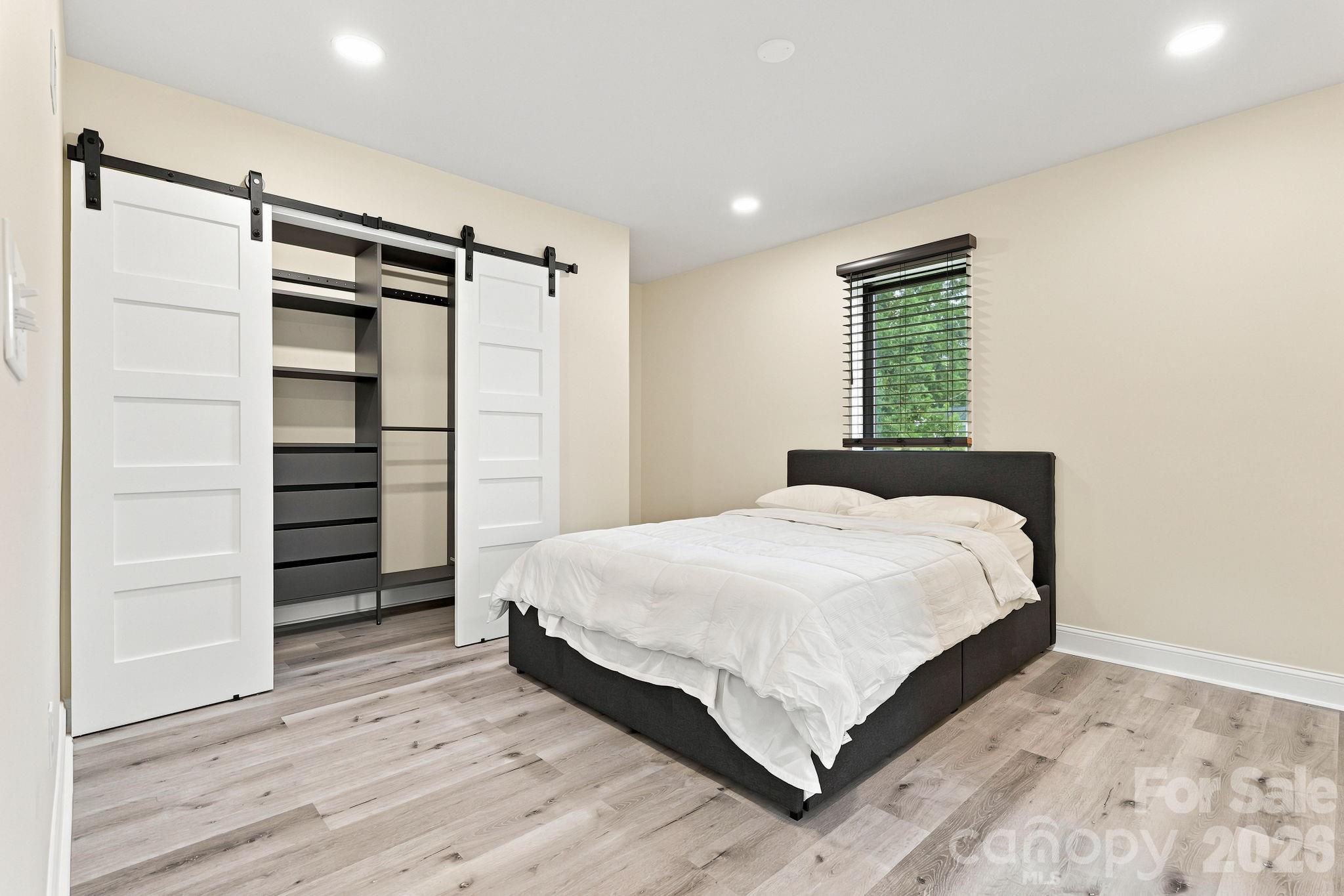 108 W Lee Avenue — Bessemer City