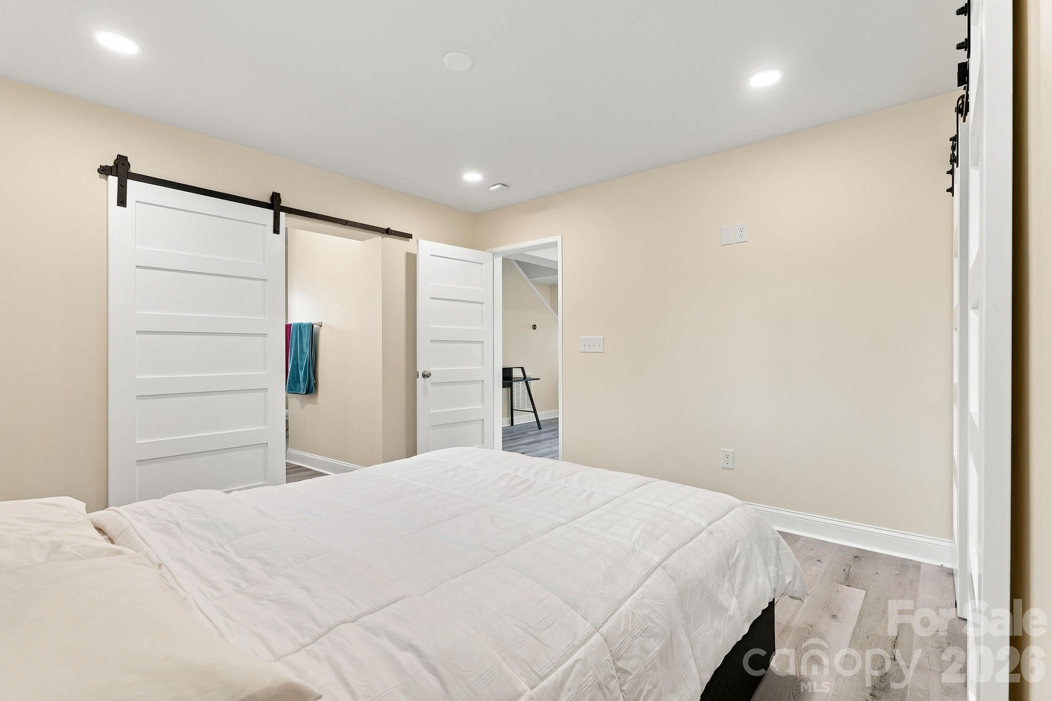 108 W Lee Avenue — Bessemer City