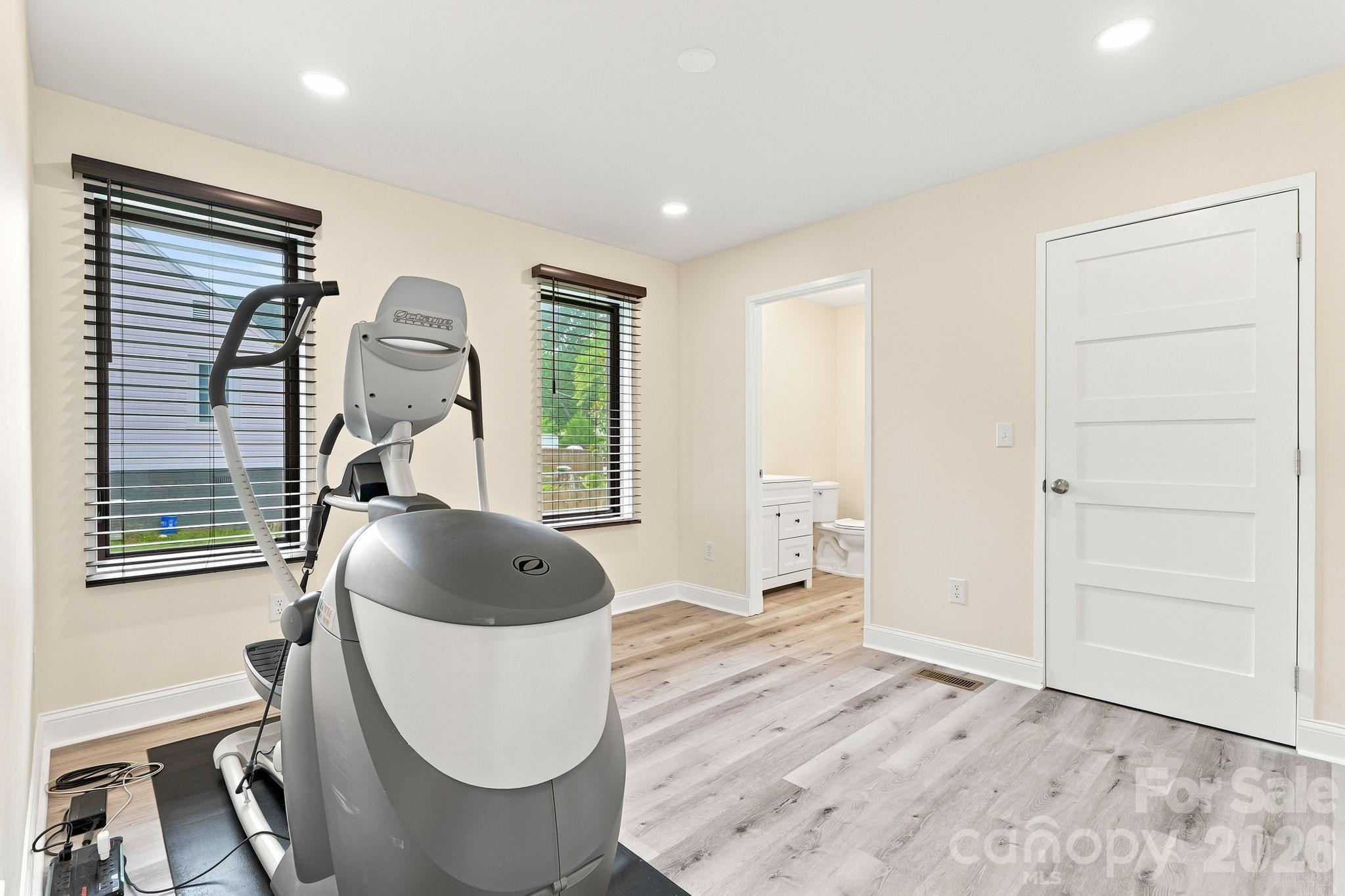 108 W Lee Avenue — Bessemer City