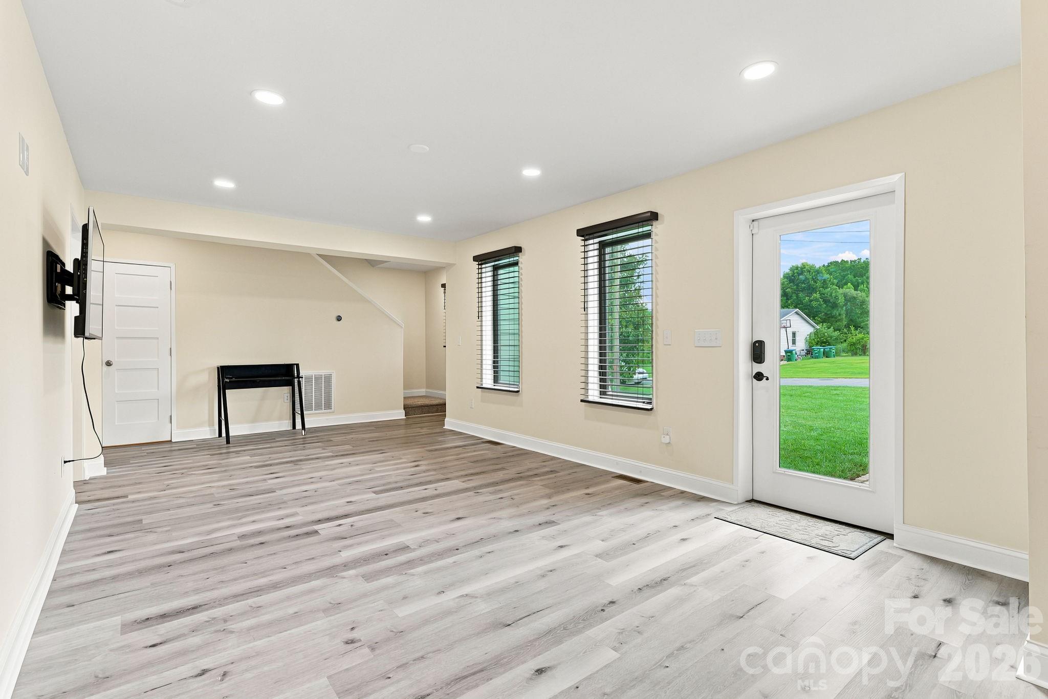 108 W Lee Avenue — Bessemer City