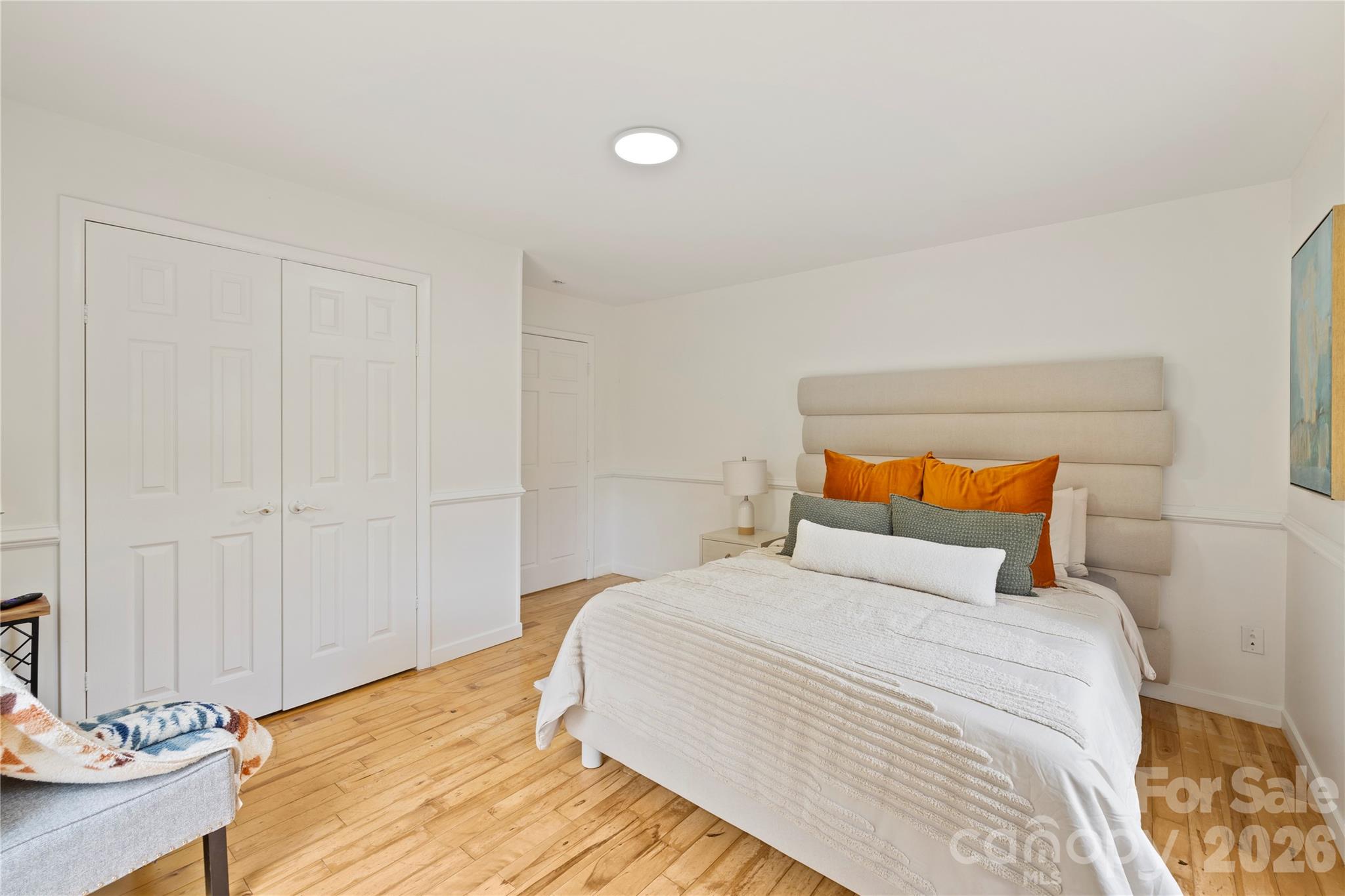 3954 NC 80 Highway — Bakersville
