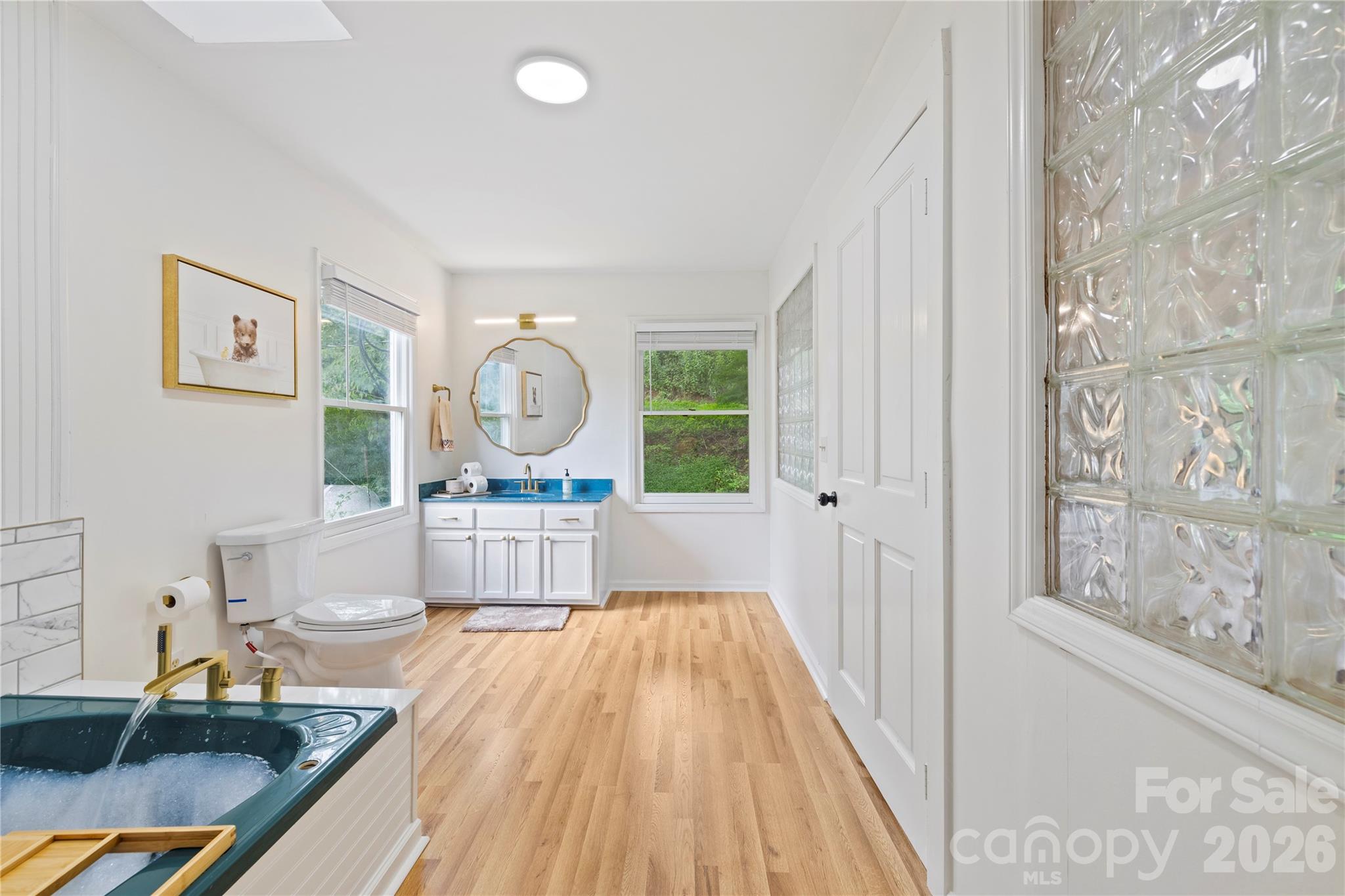 3954 NC 80 Highway — Bakersville
