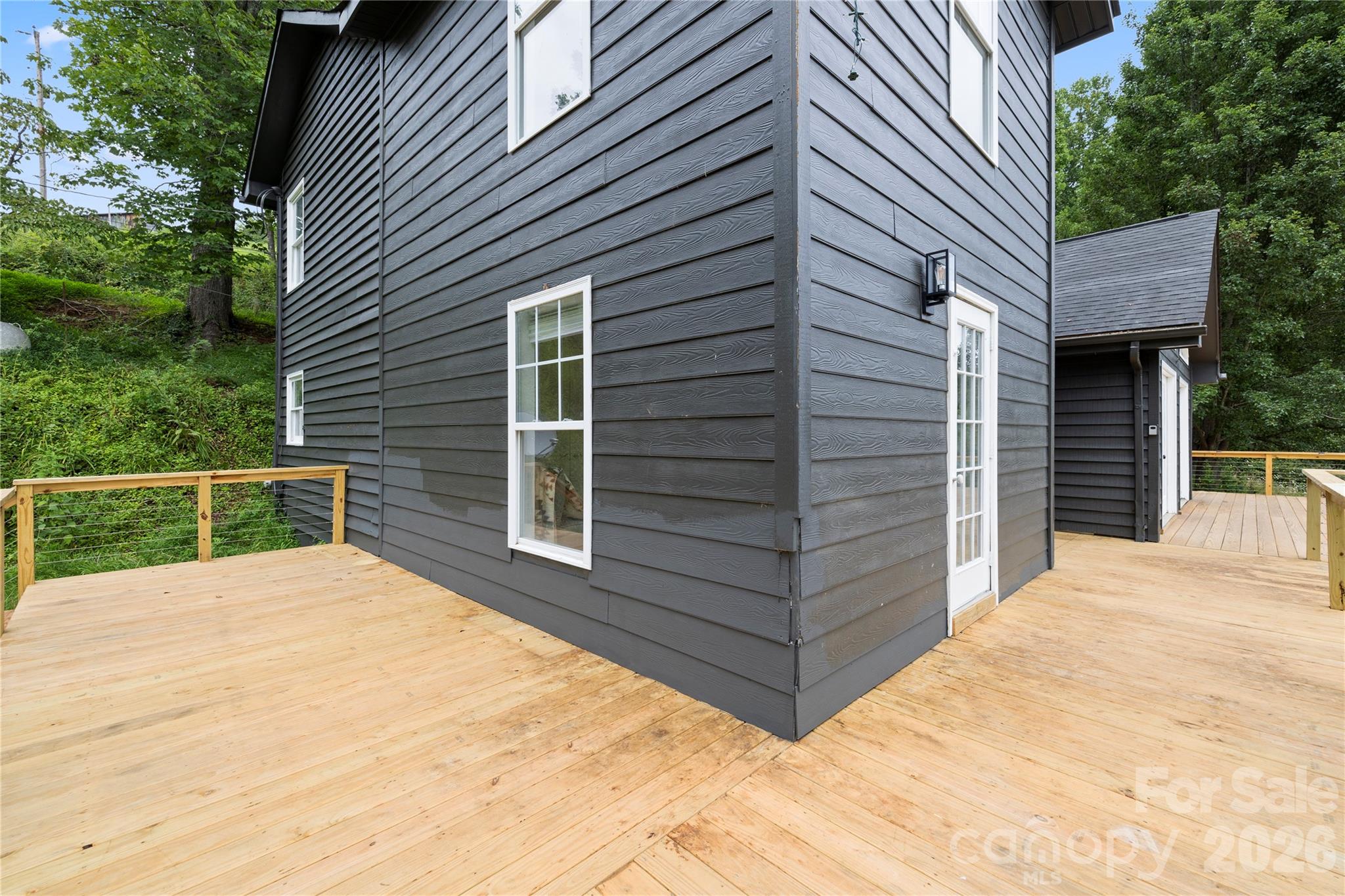 3954 NC 80 Highway — Bakersville
