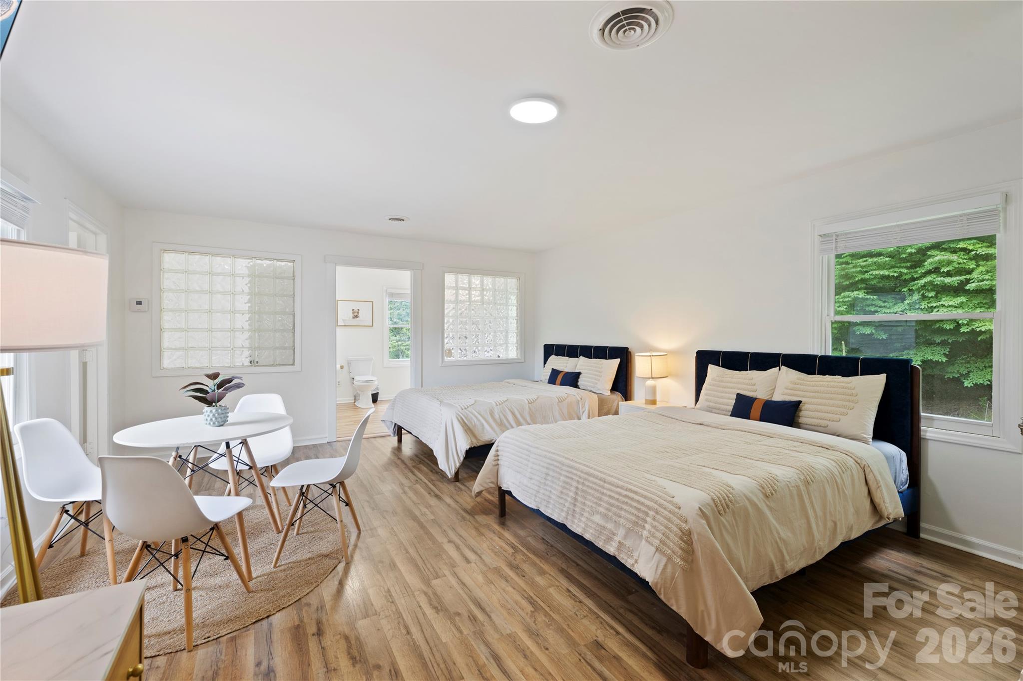 3954 NC 80 Highway — Bakersville