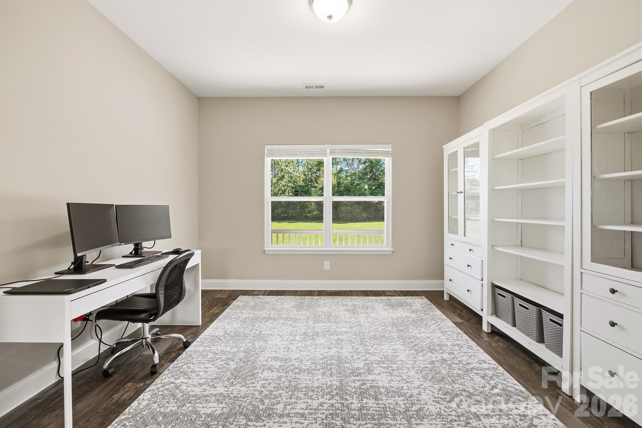 3154 NE 43RD Avenue — Hickory
