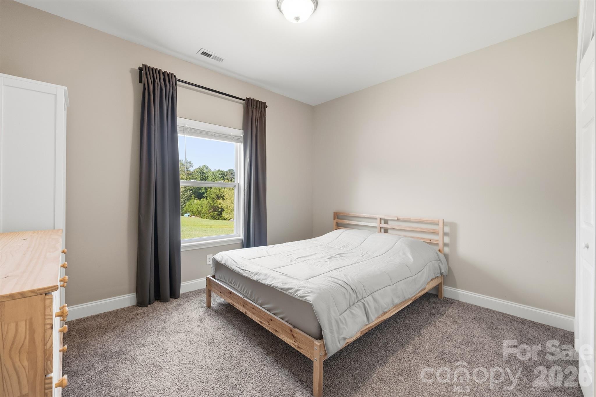3154 NE 43RD Avenue — Hickory