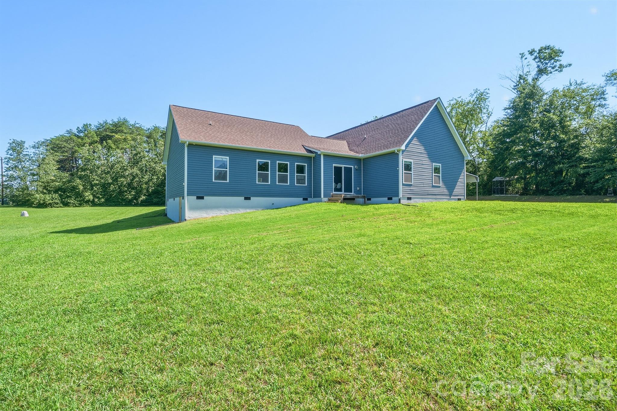 3154 NE 43RD Avenue — Hickory