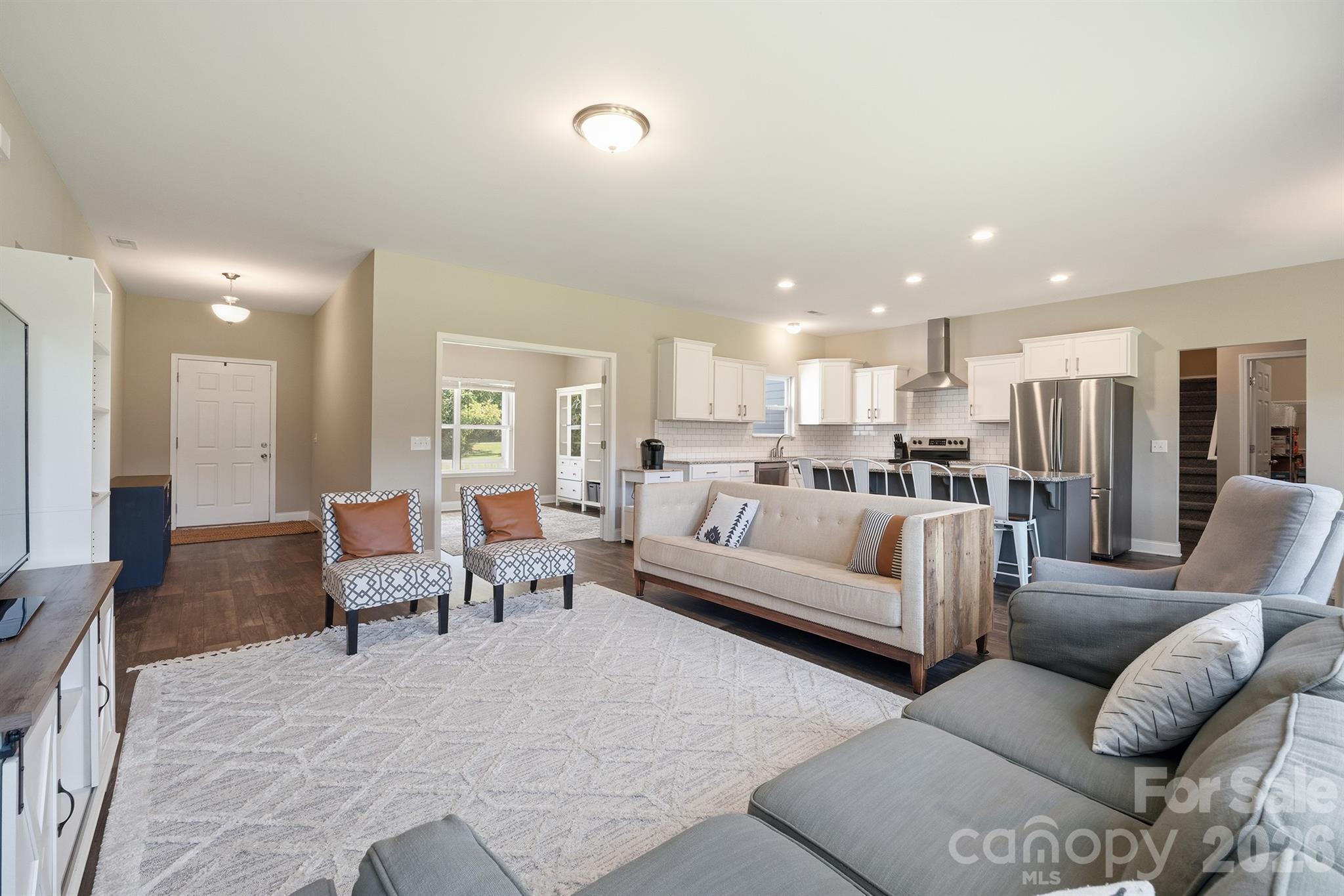 3154 NE 43RD Avenue — Hickory