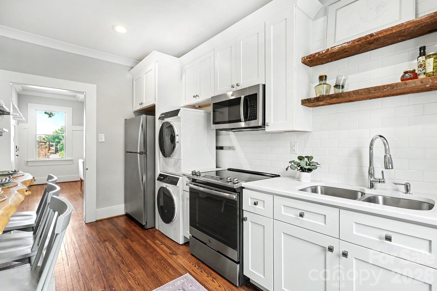 843 Ideal Way #11 — Charlotte