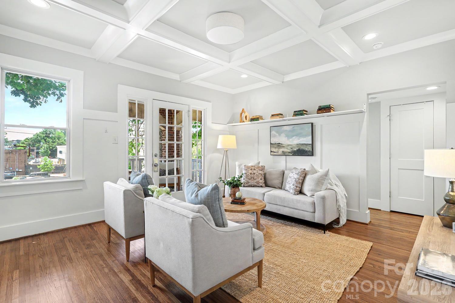843 Ideal Way #11 — Charlotte