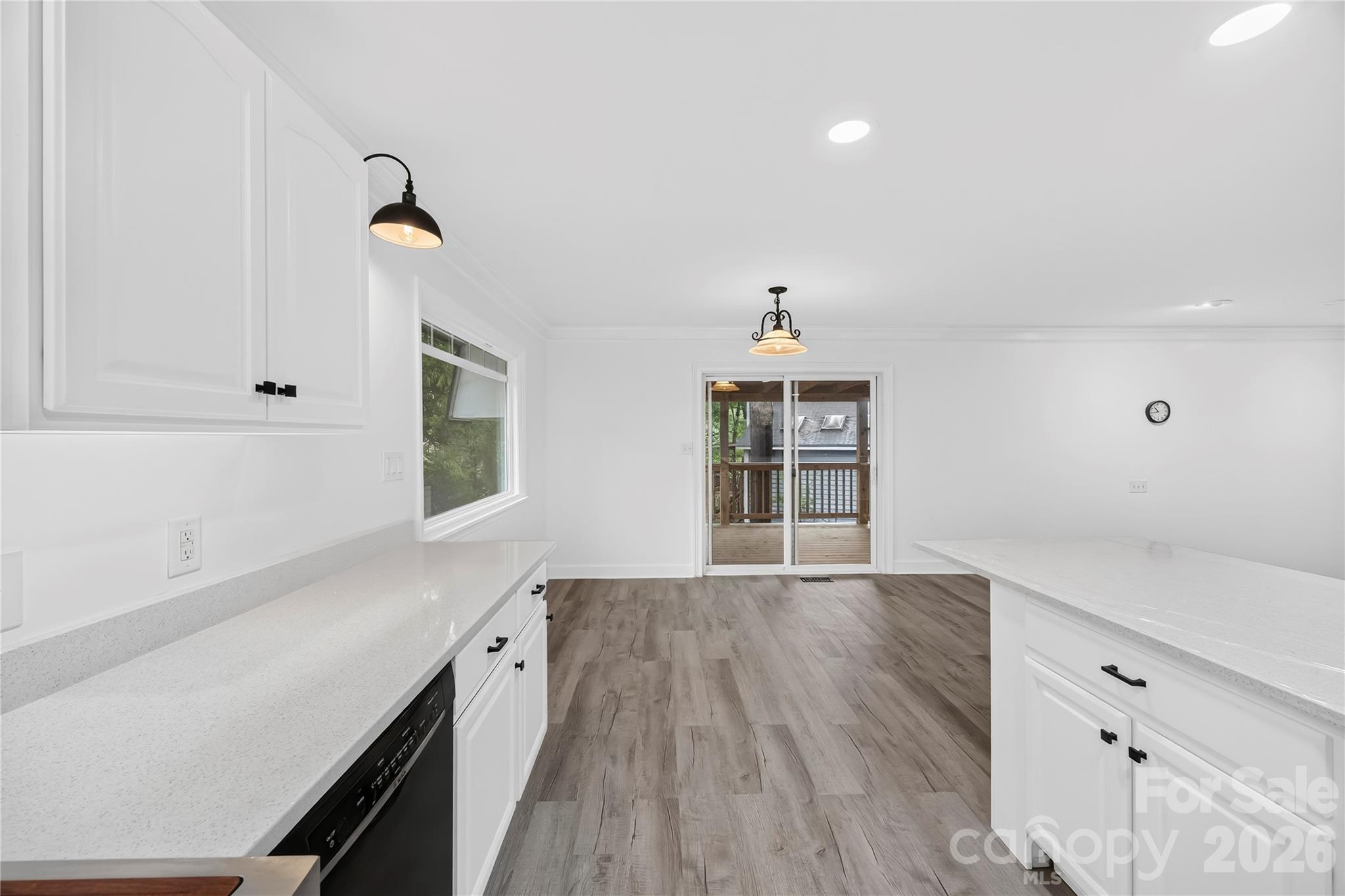 2087 Marquesas Avenue — Tega Cay