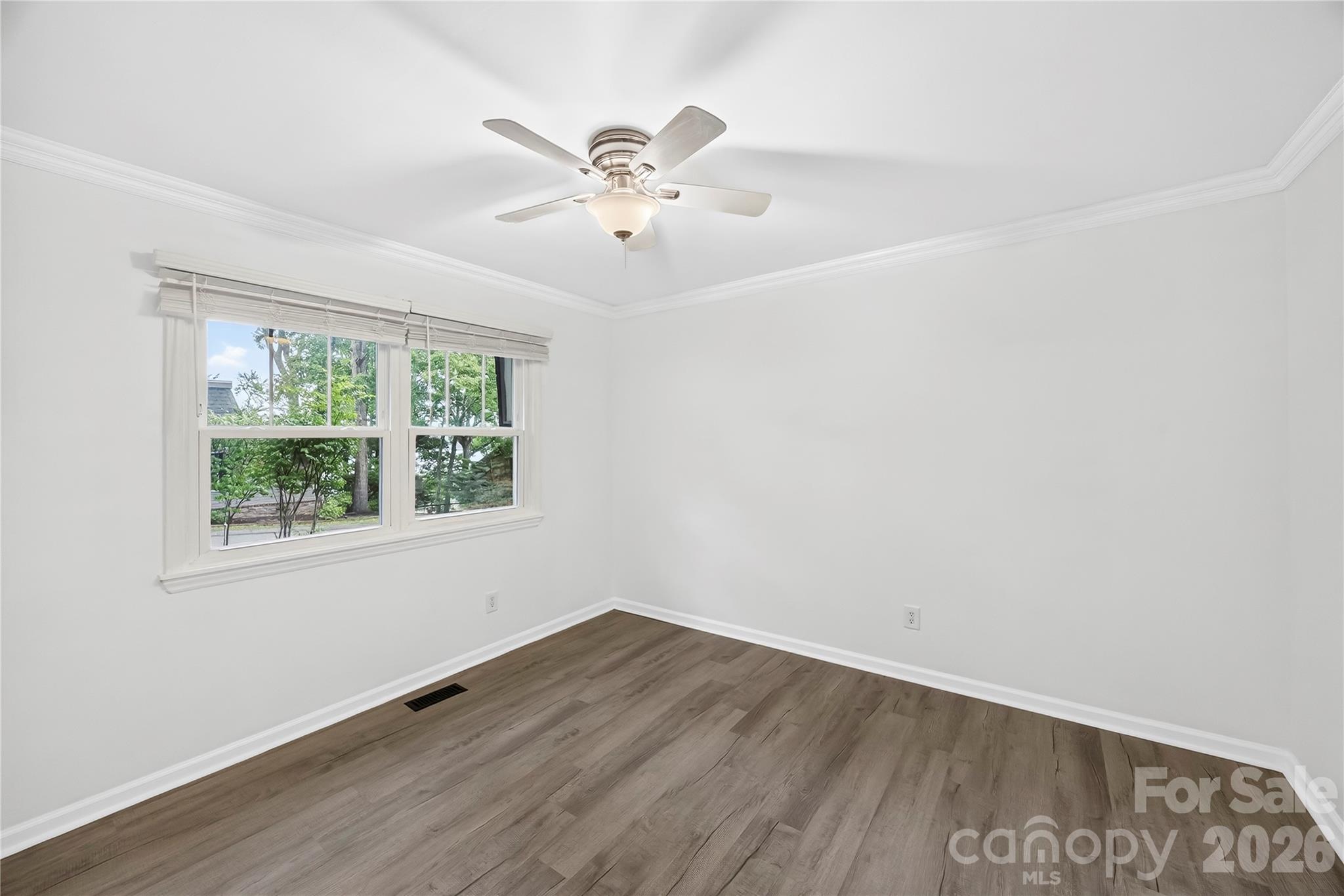 2087 Marquesas Avenue — Tega Cay