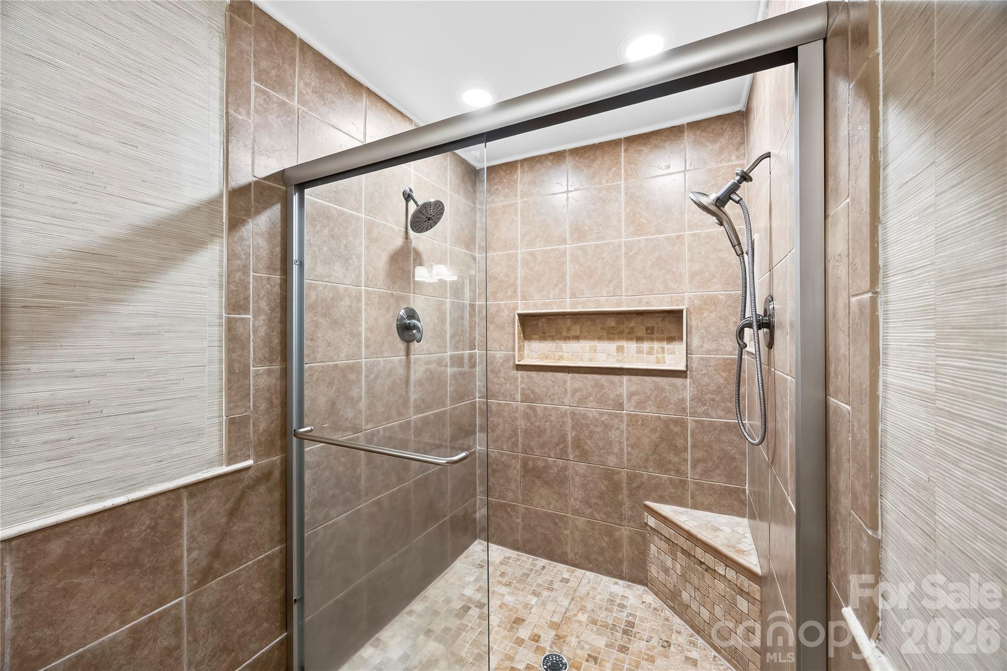 2087 Marquesas Avenue — Tega Cay