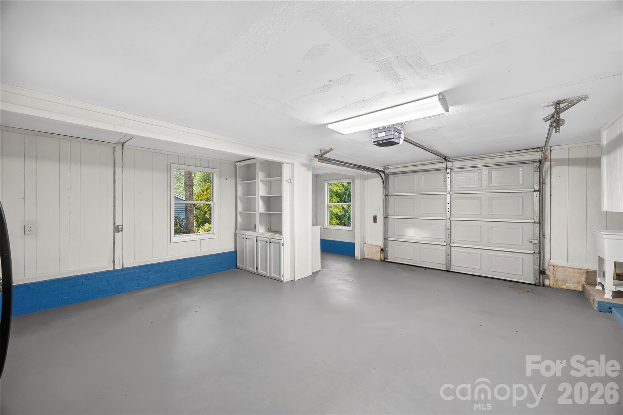 2087 Marquesas Avenue — Tega Cay