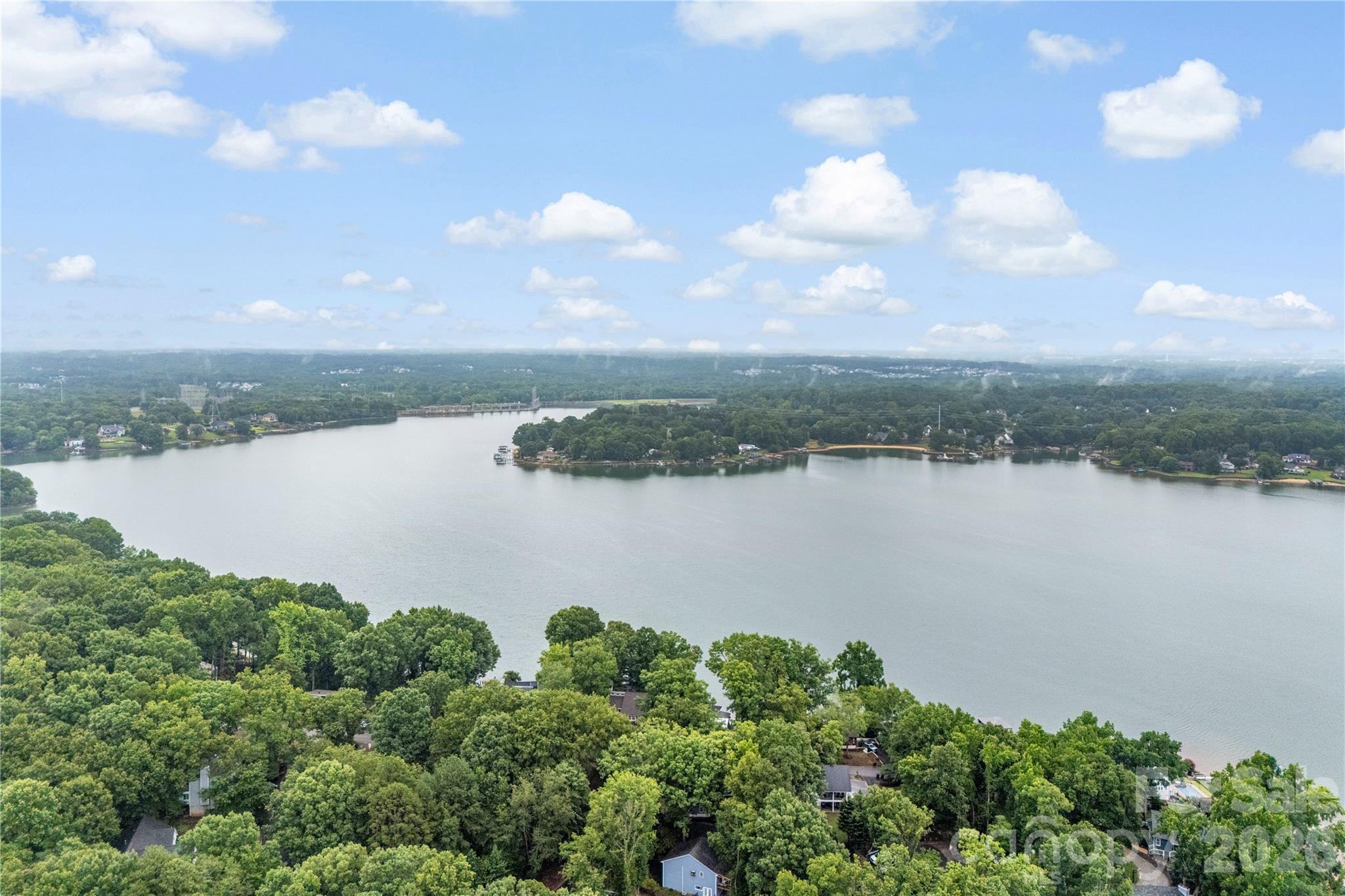 2087 Marquesas Avenue — Tega Cay