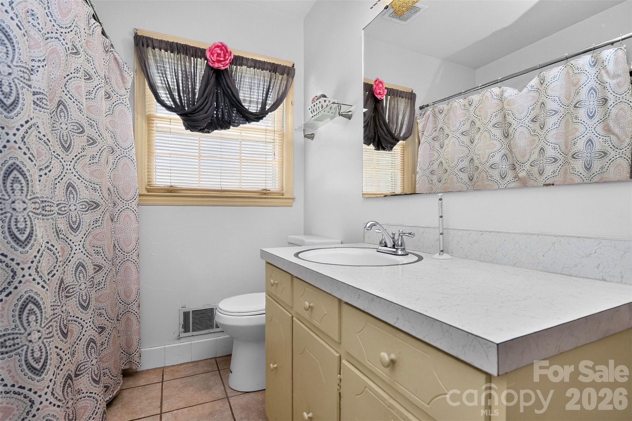 4827 Easthaven Drive — Charlotte