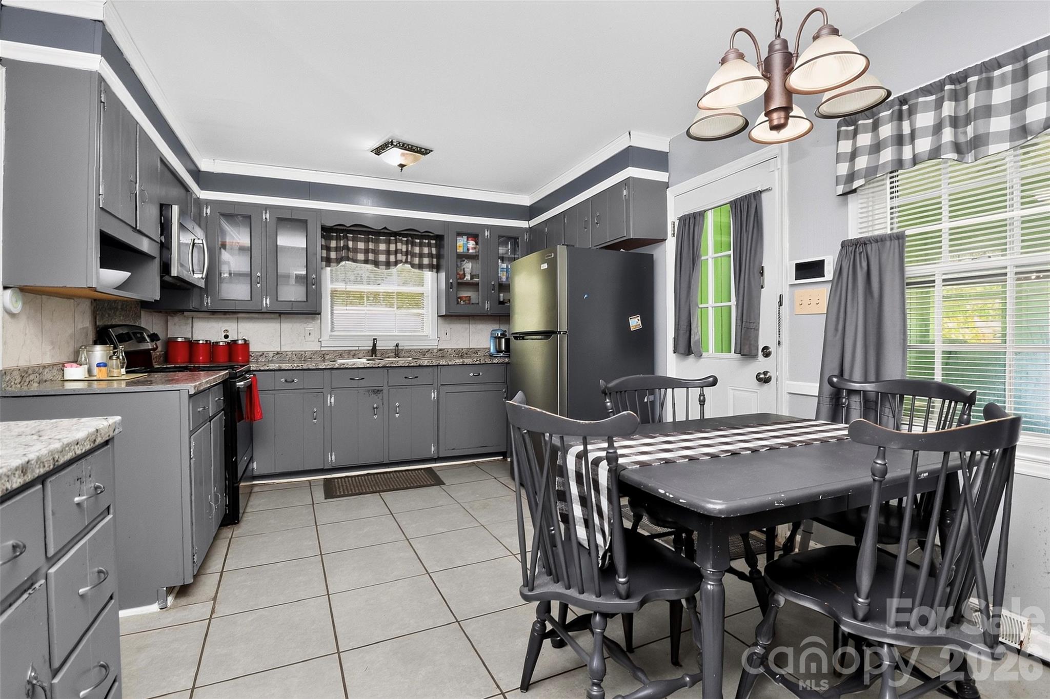 4827 Easthaven Drive — Charlotte