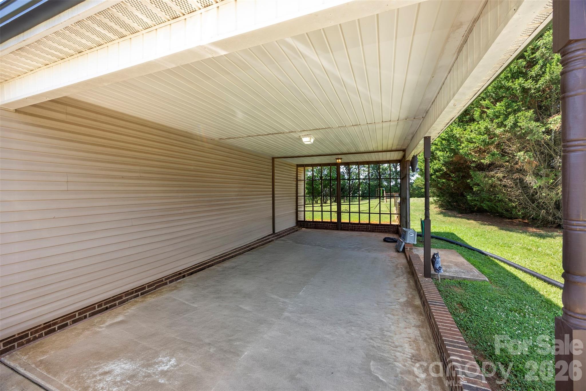 5115 Tonys Way — Vale