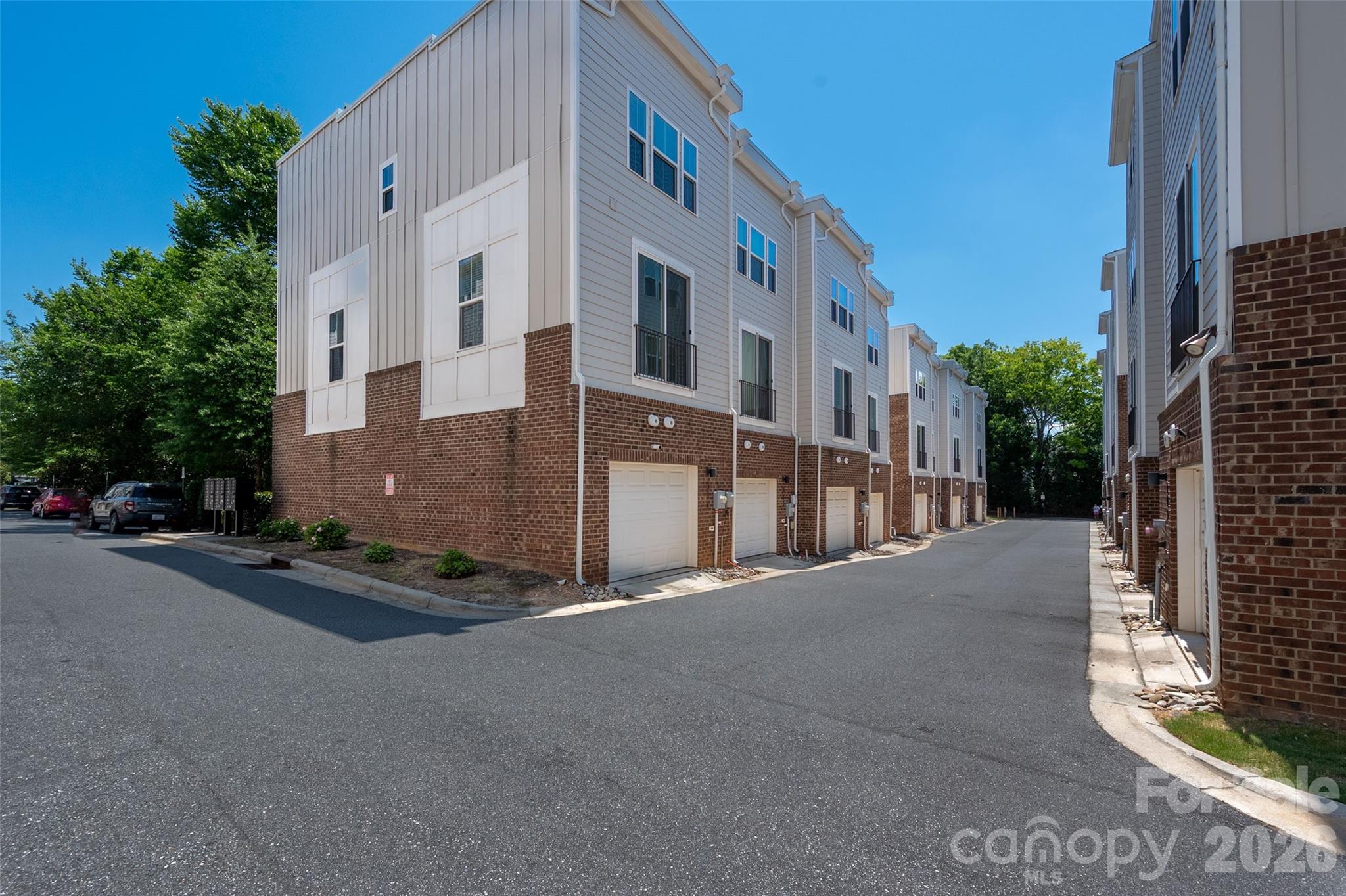 511 Old Mill Road — Charlotte