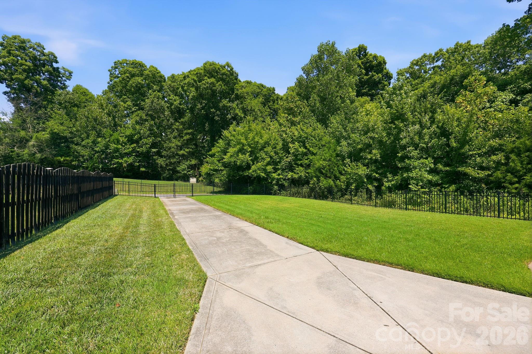 17026 Hugh Torance Parkway — Huntersville