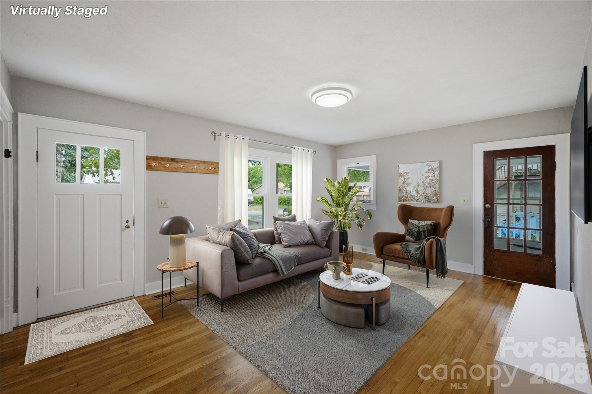 1909 2nd Avenue SW — Hickory
