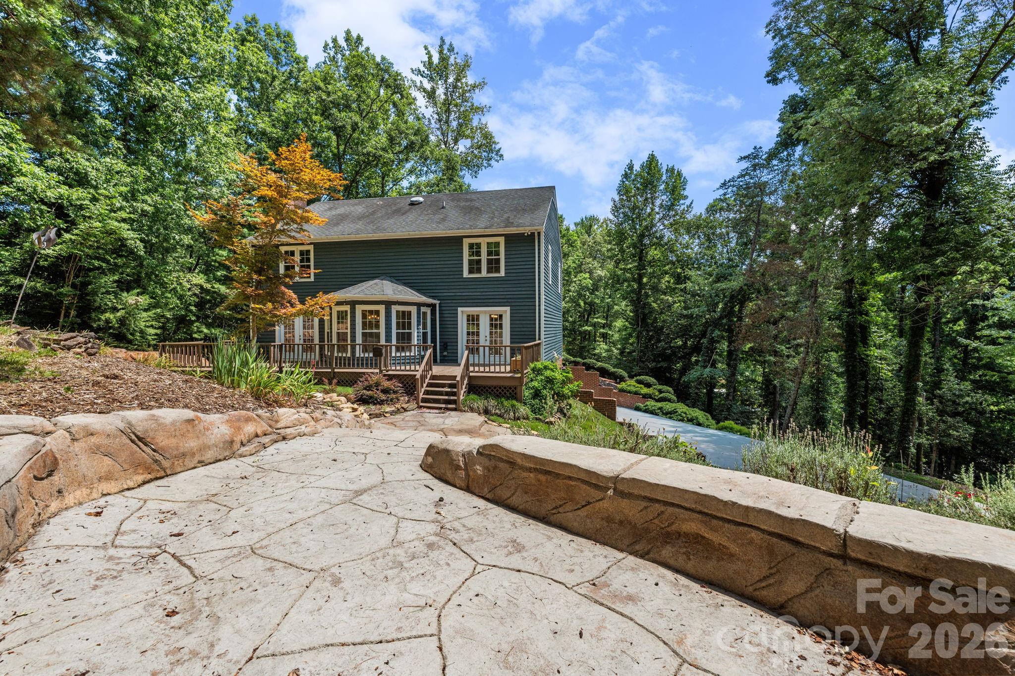 3132 Stoney Brook Drive — Lenoir