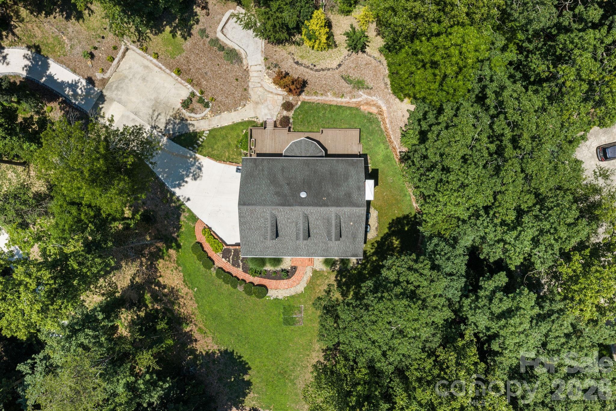 3132 Stoney Brook Drive — Lenoir