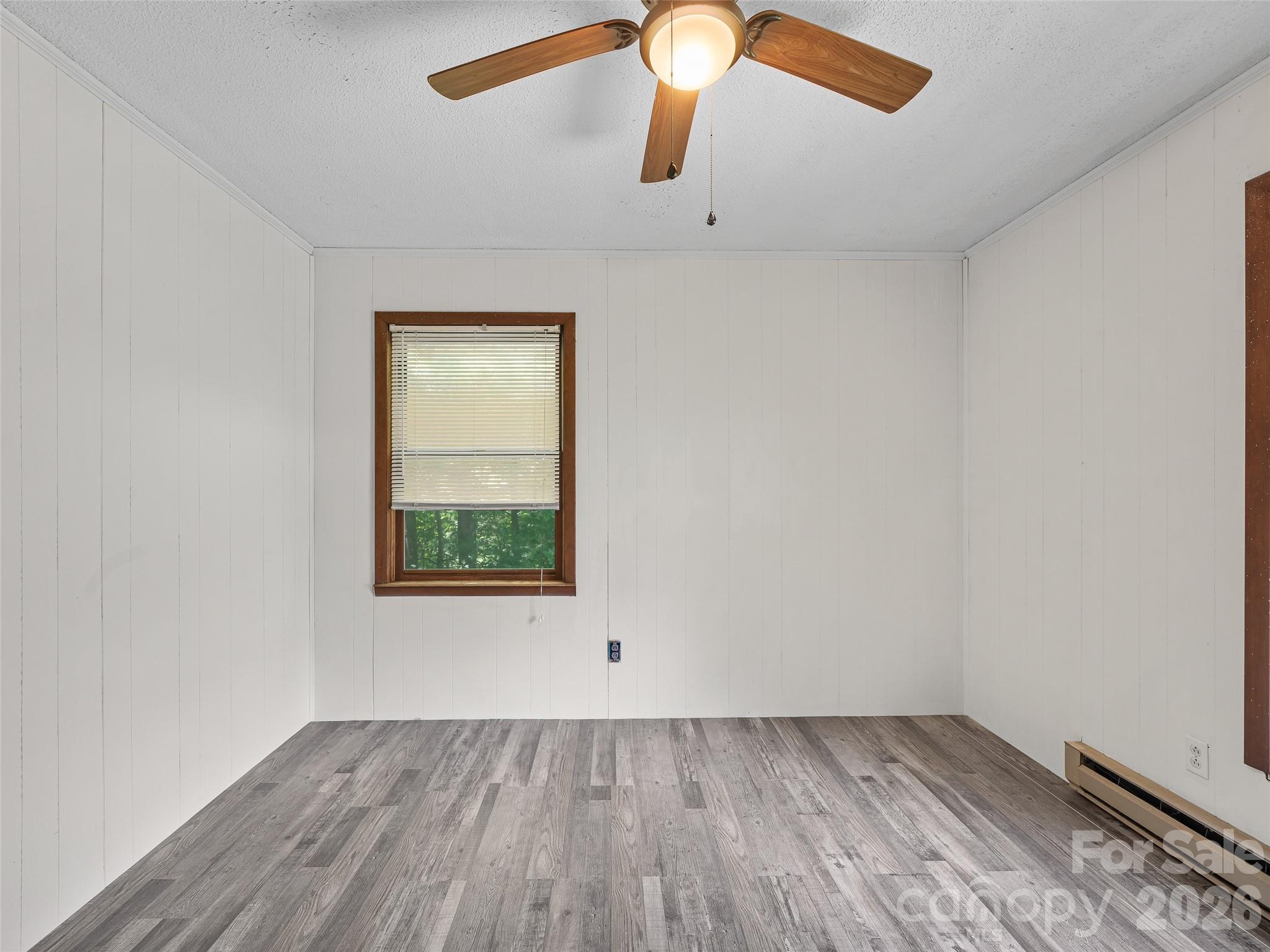 115 Hollifield Street — Spruce Pine