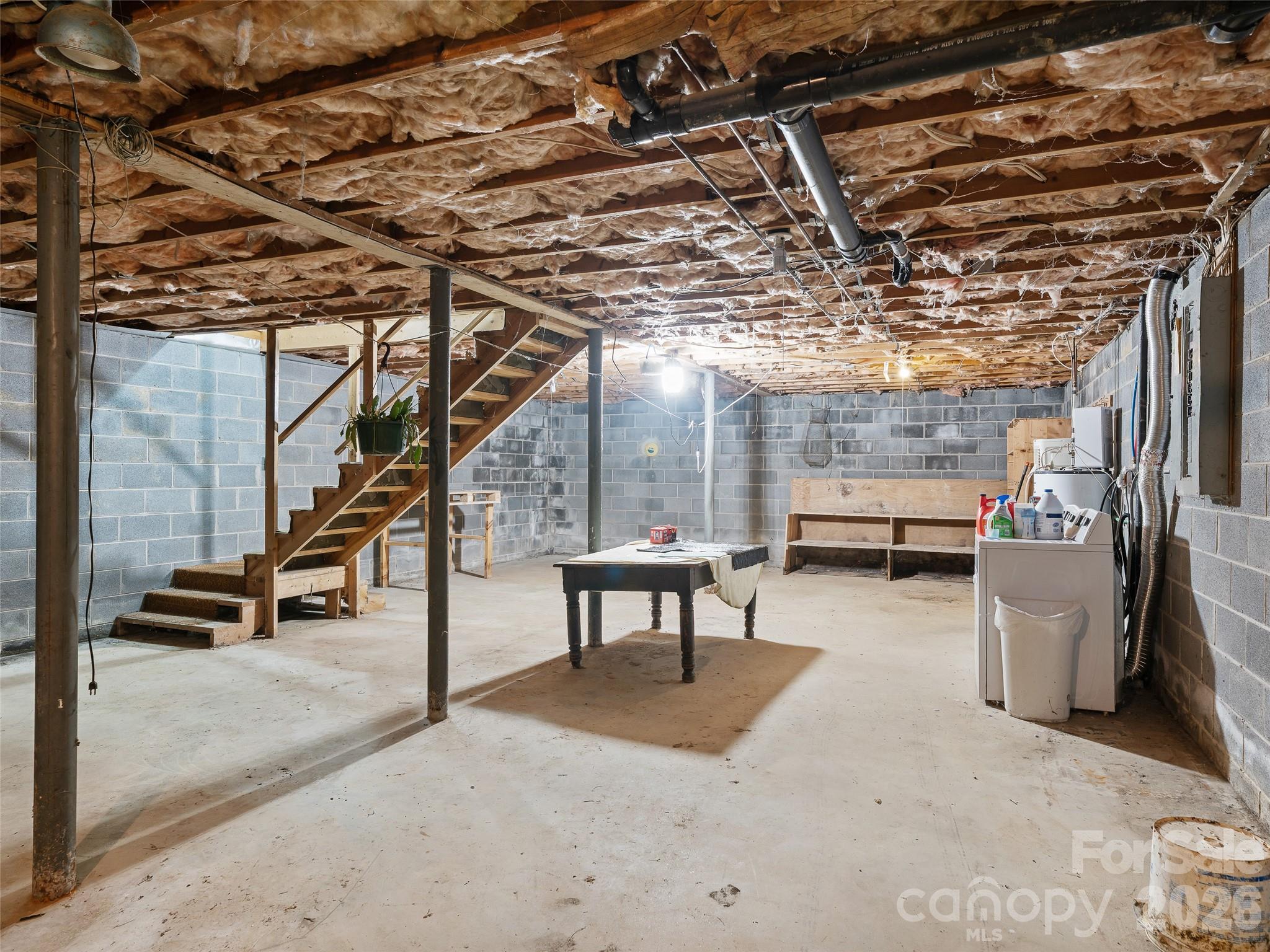 115 Hollifield Street — Spruce Pine