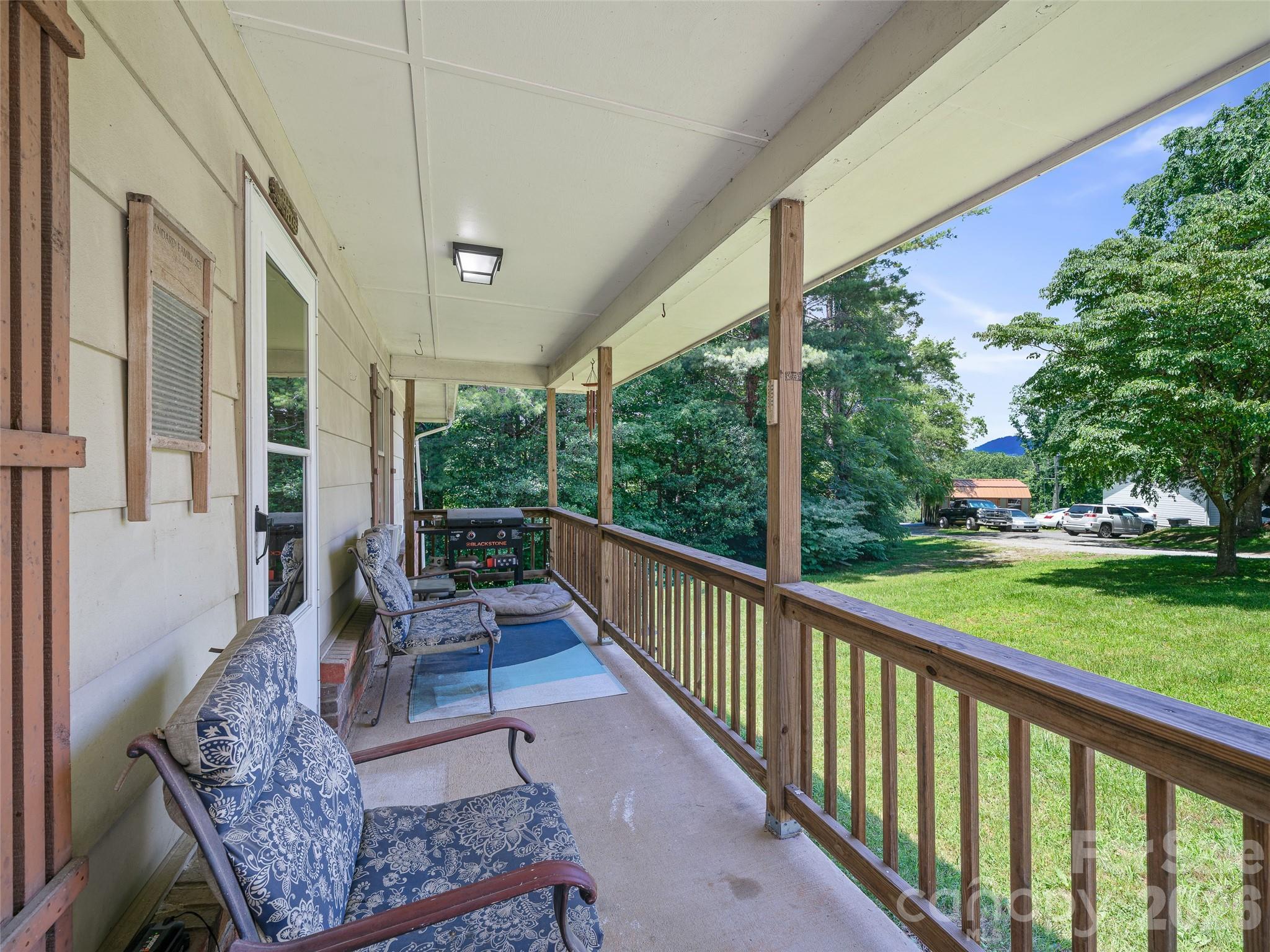 115 Hollifield Street — Spruce Pine