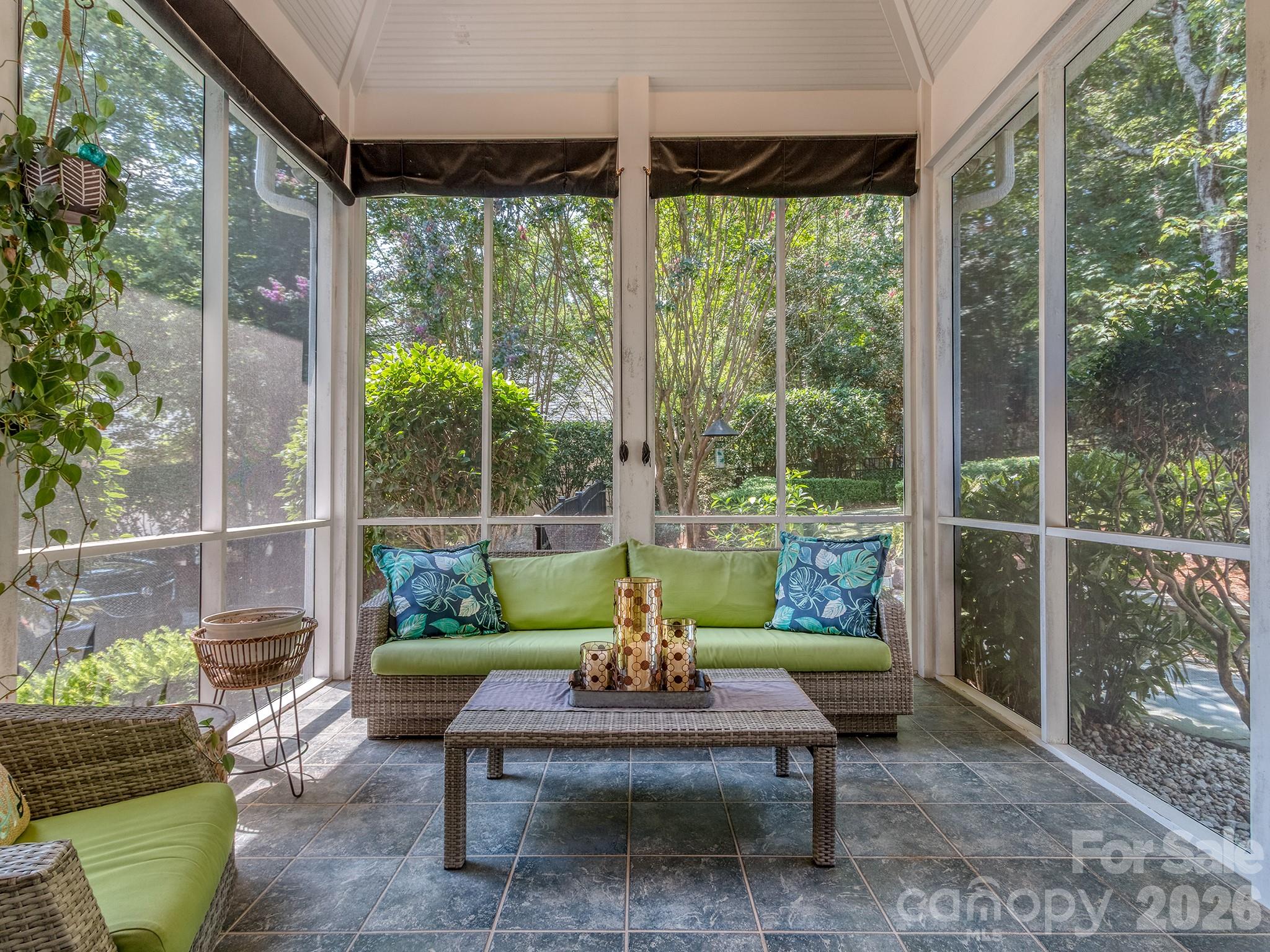 5904 Cabell View Court — Charlotte