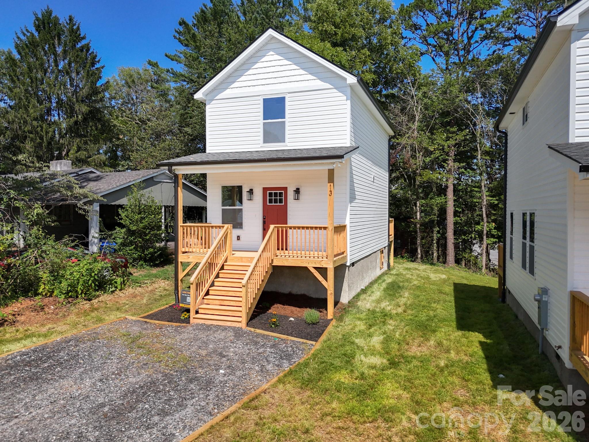 13 Baldwin Street — Asheville