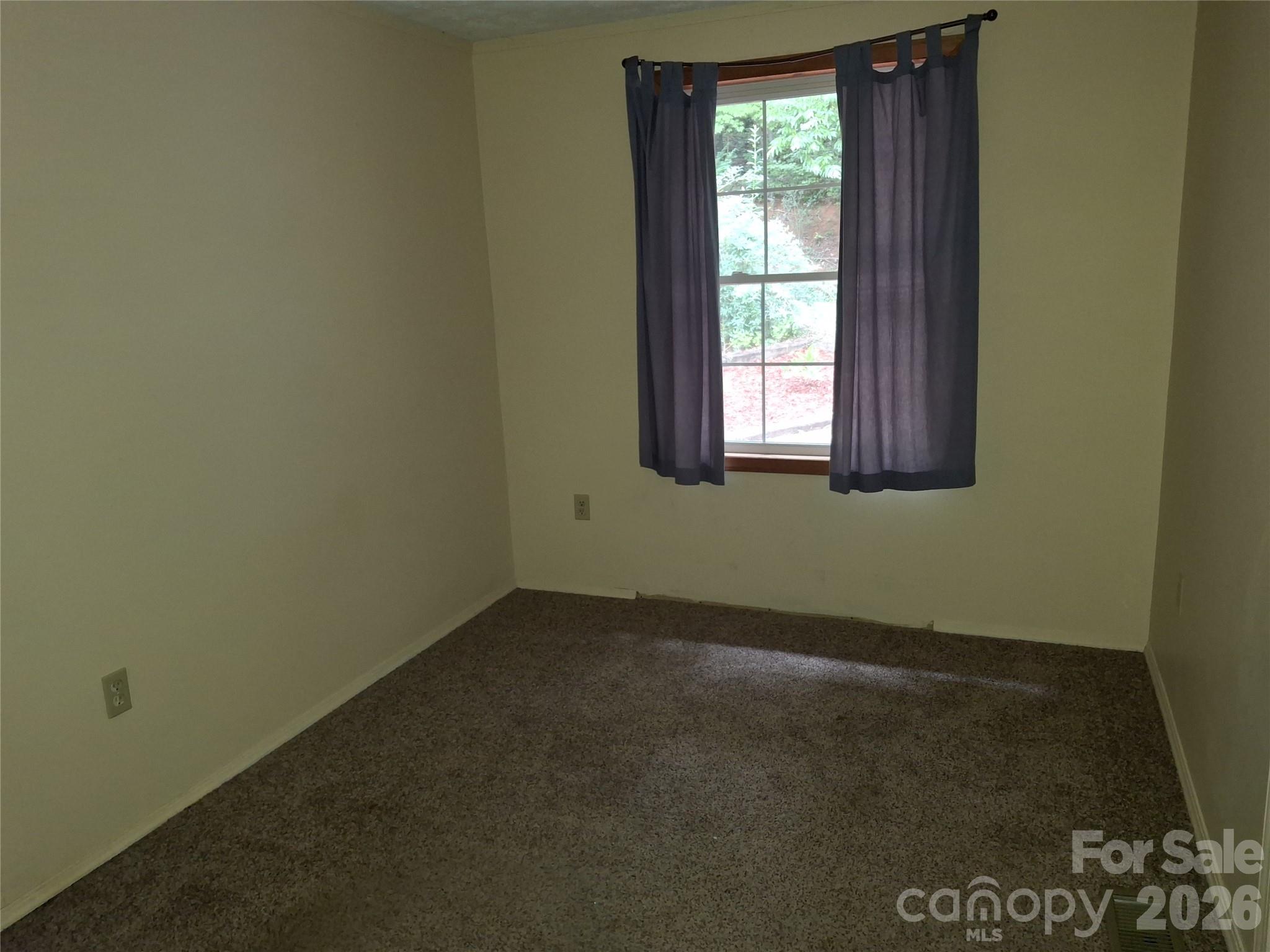 232 Tilson Drive — Mars Hill