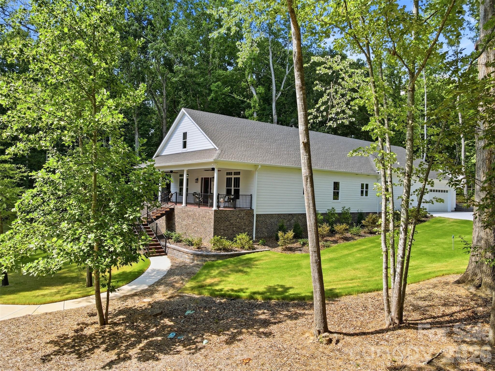 2698 Oakhurst Drive — Rock Hill