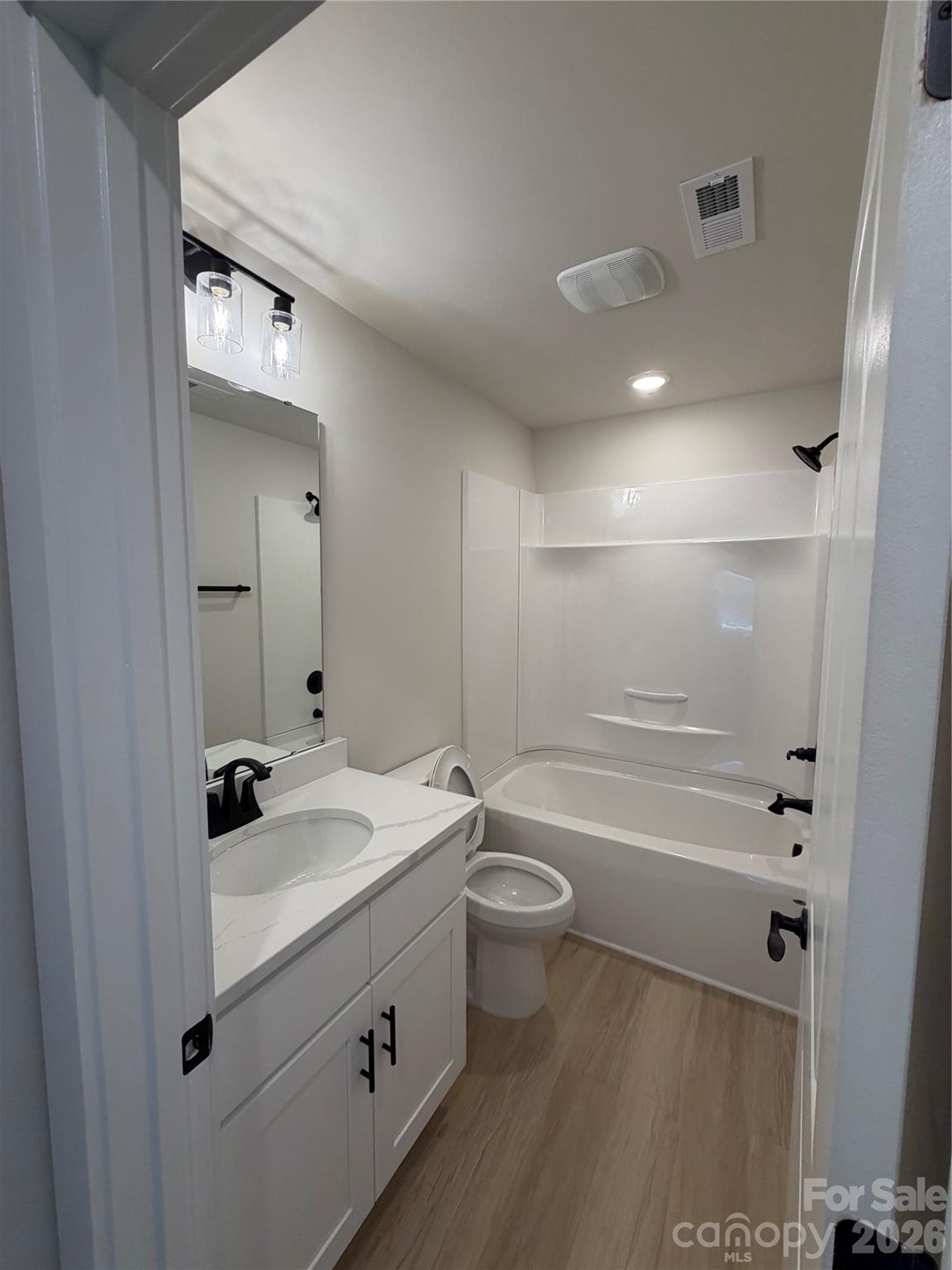 1159 Summerhill Street SW — Lenoir