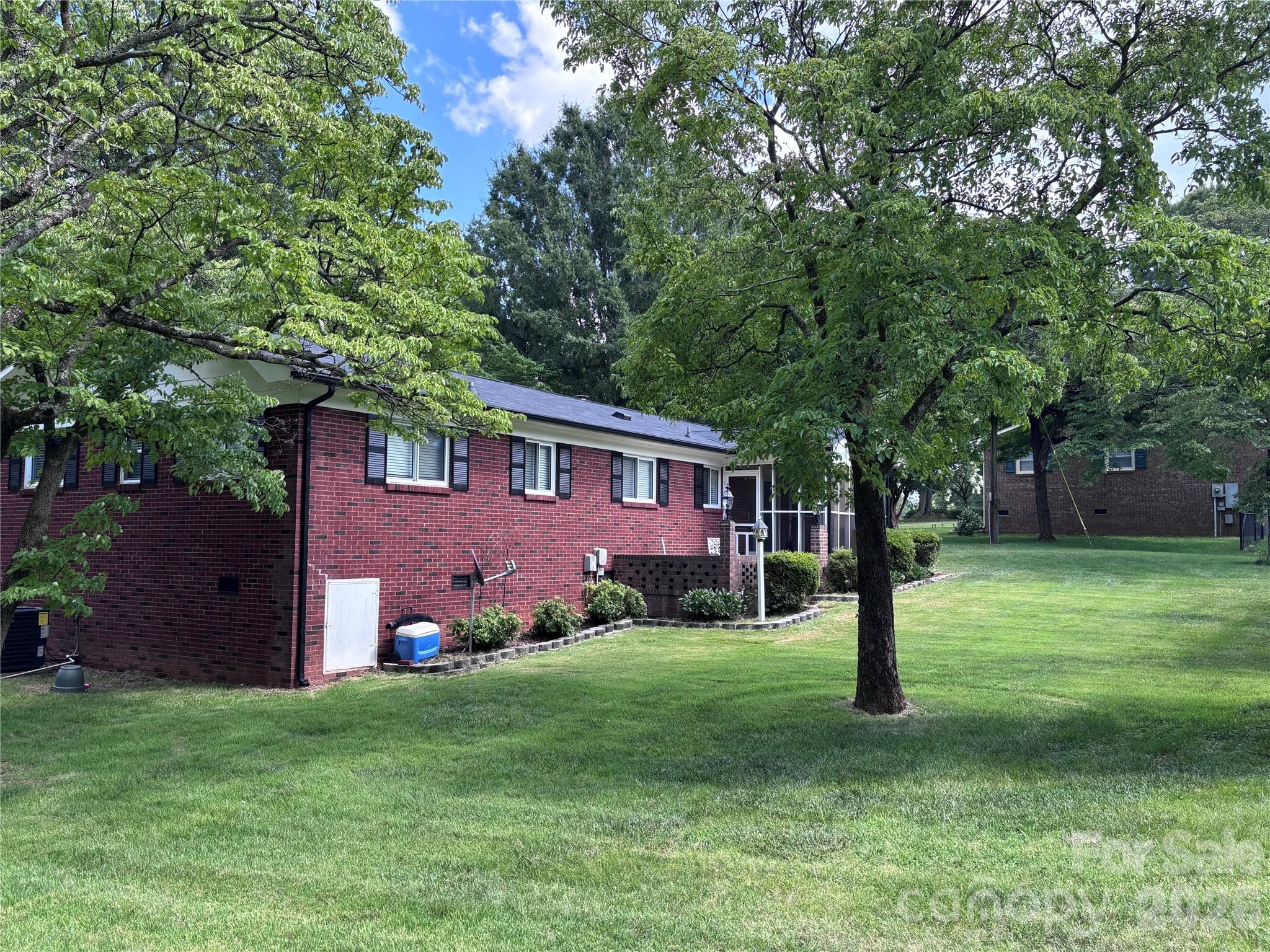 315 Tiffany Street NW — Concord