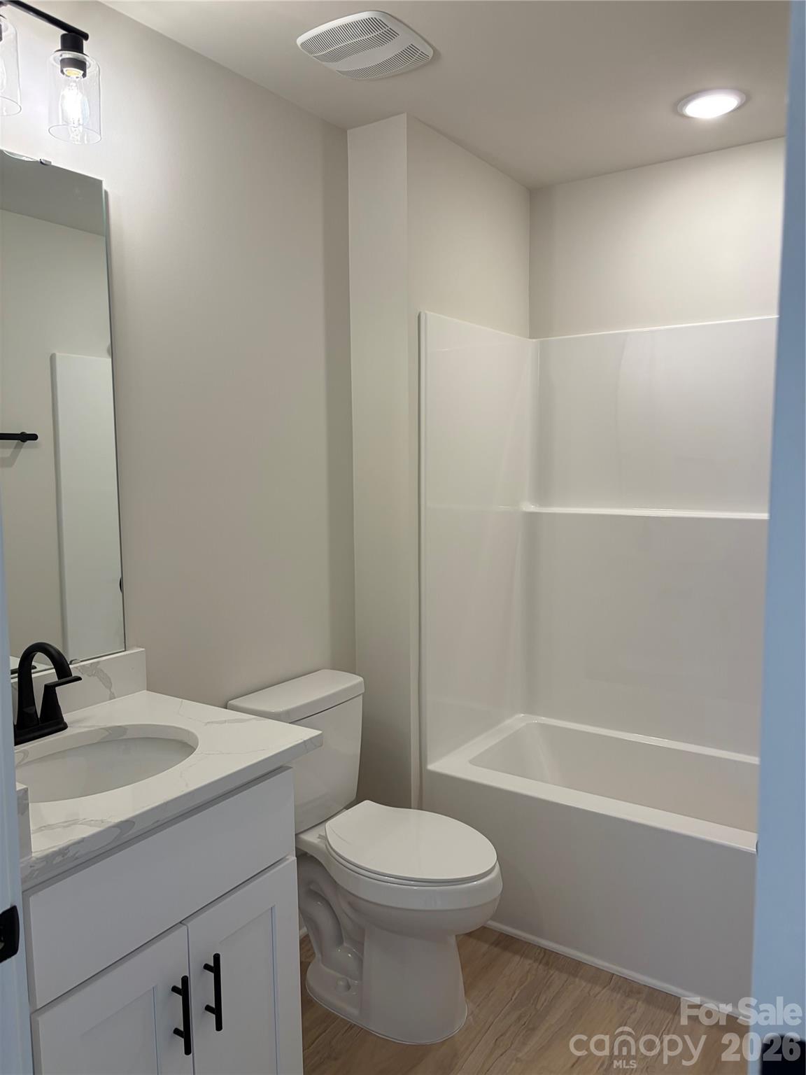 1161 Summerhill Street SW — Lenoir