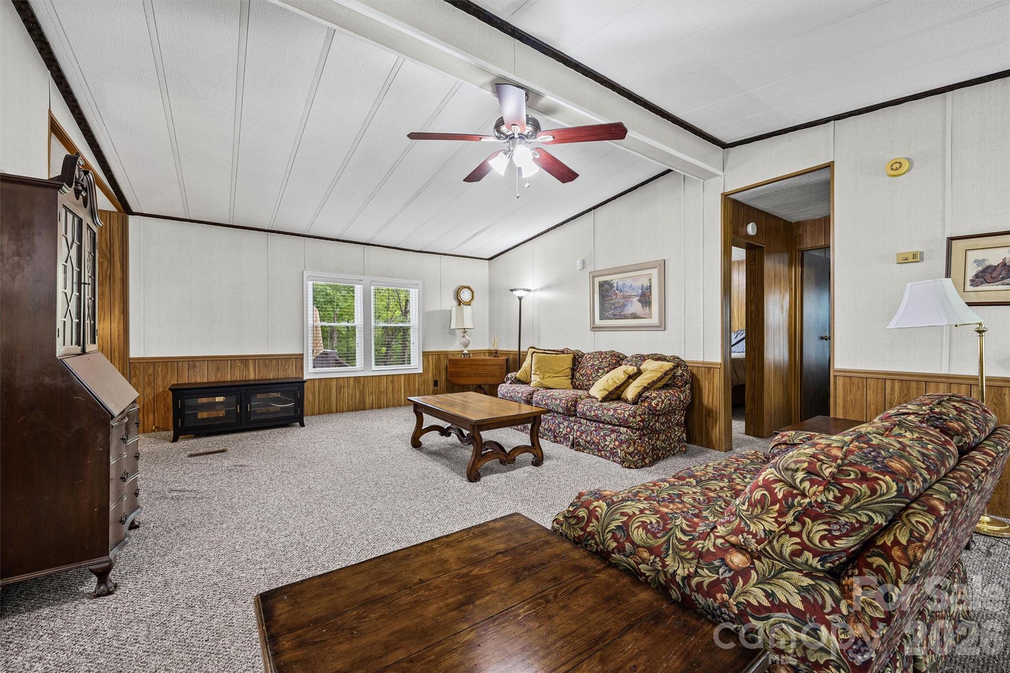 2071 Chameleon Road #156 — York