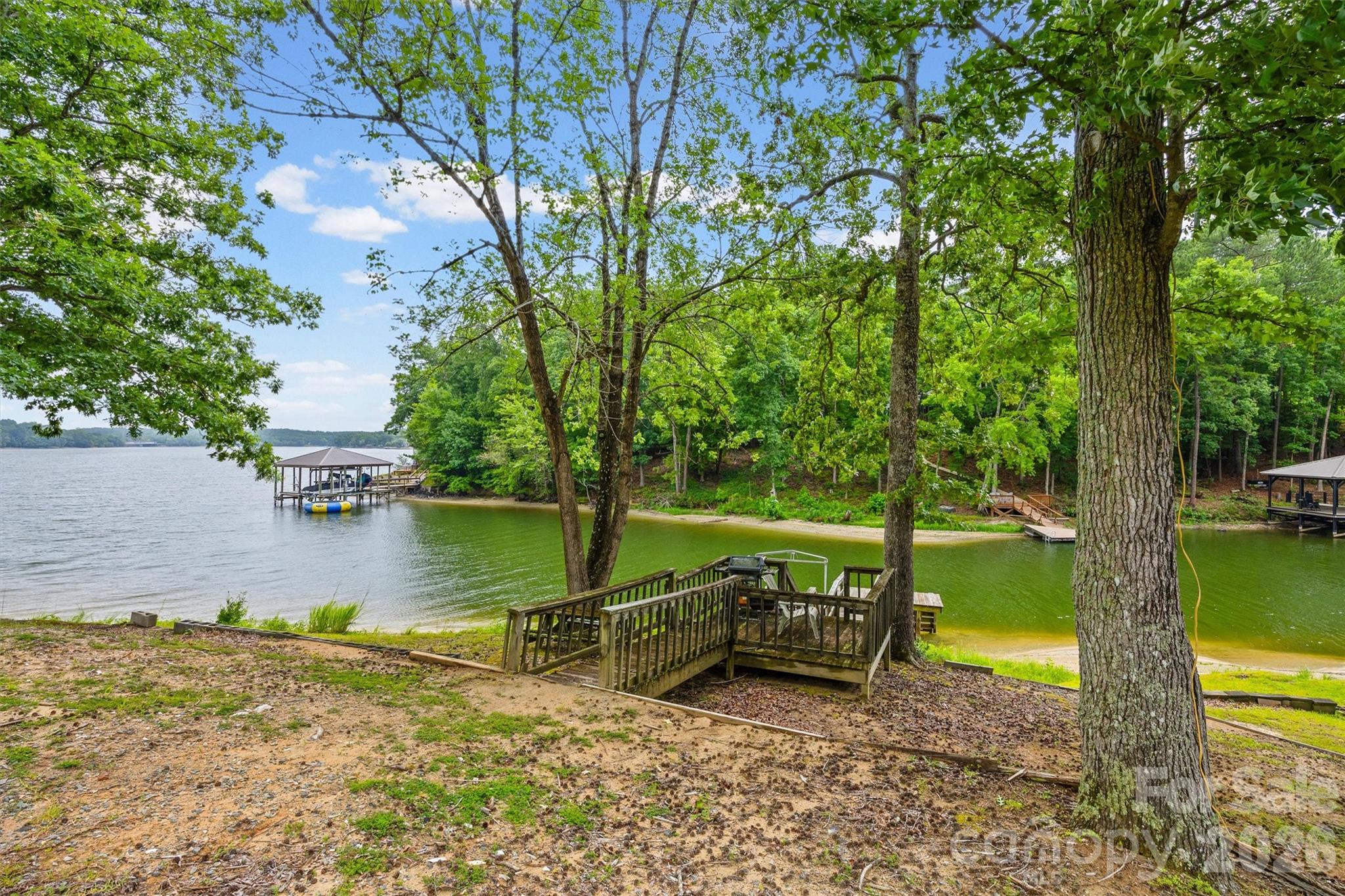 2071 Chameleon Road #156 — York
